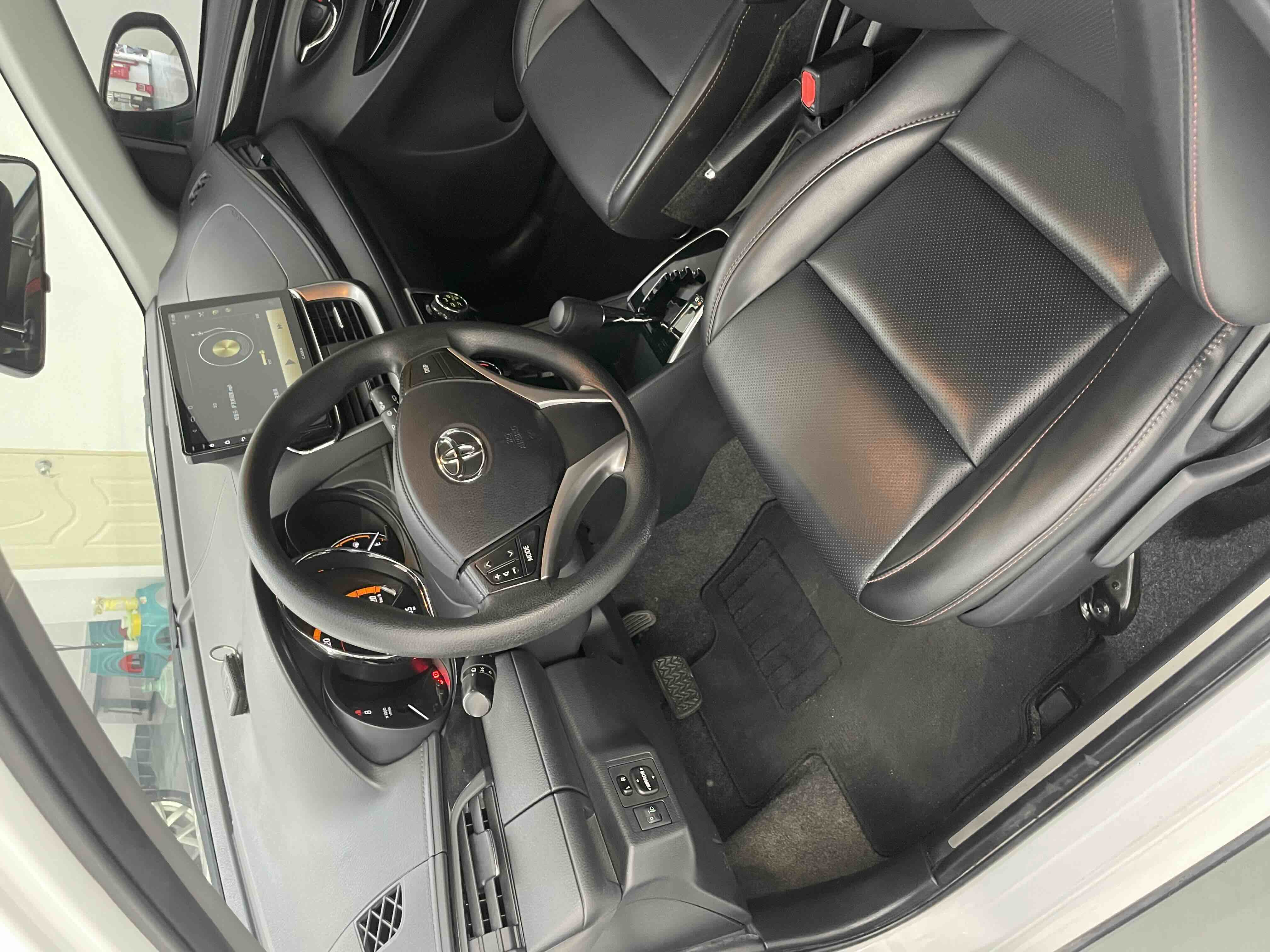 Yaris L Zhixuan 2022 #16 Yaris L Zhixuan 2022 car image #16