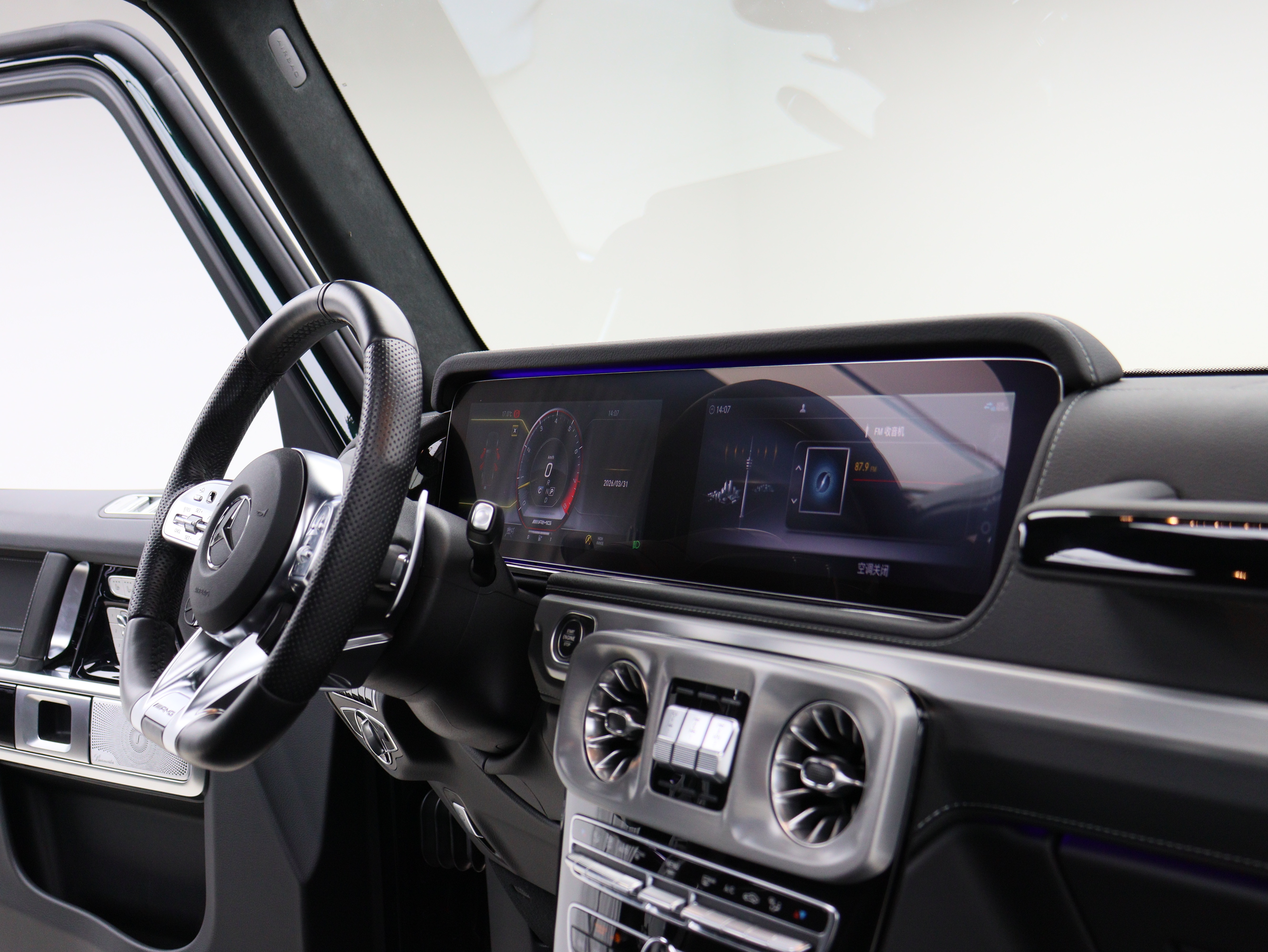 Mercedes-Benz G AMG 2022 car image #16