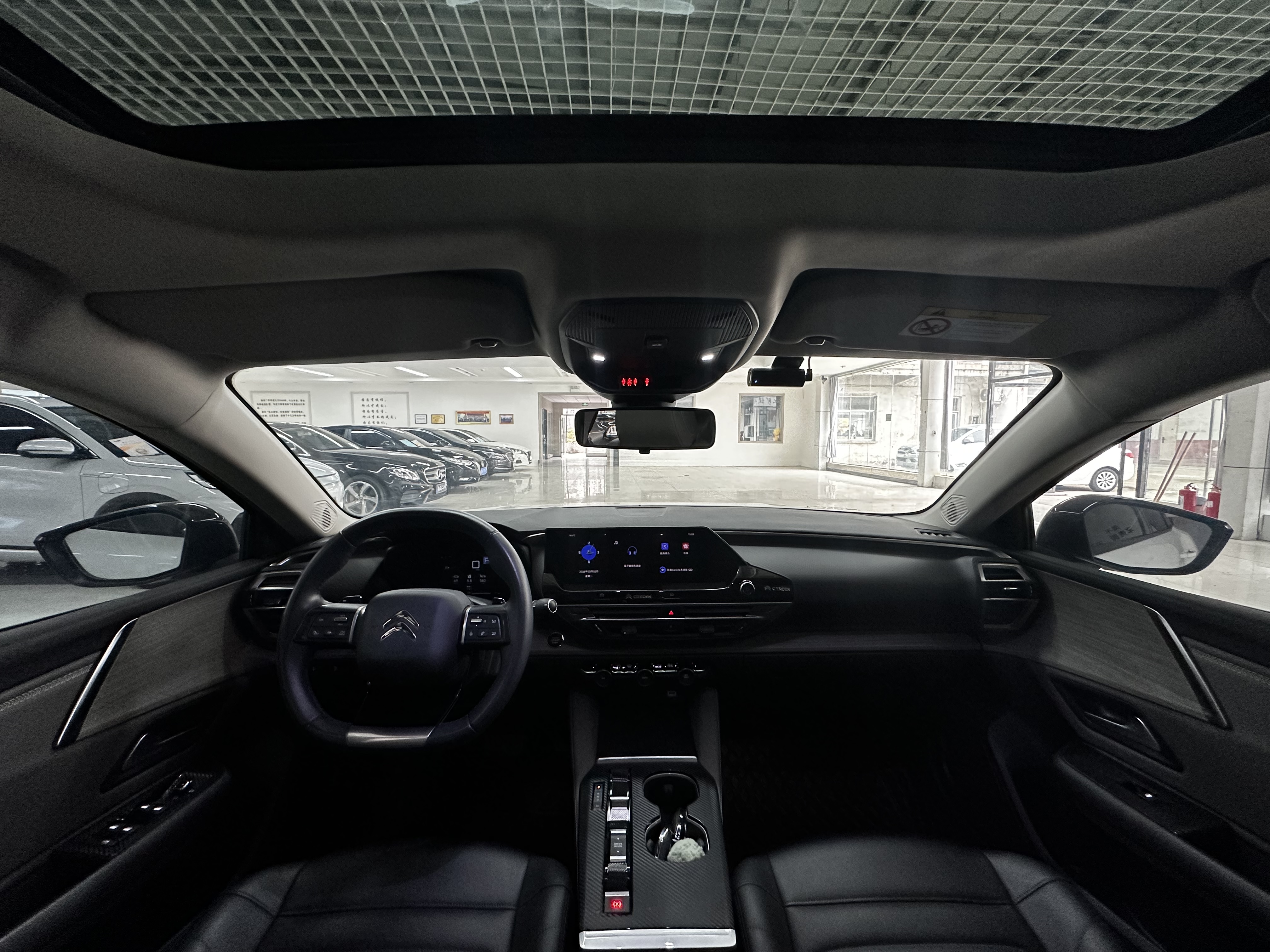 Citroen C5 X 2022 car image #16