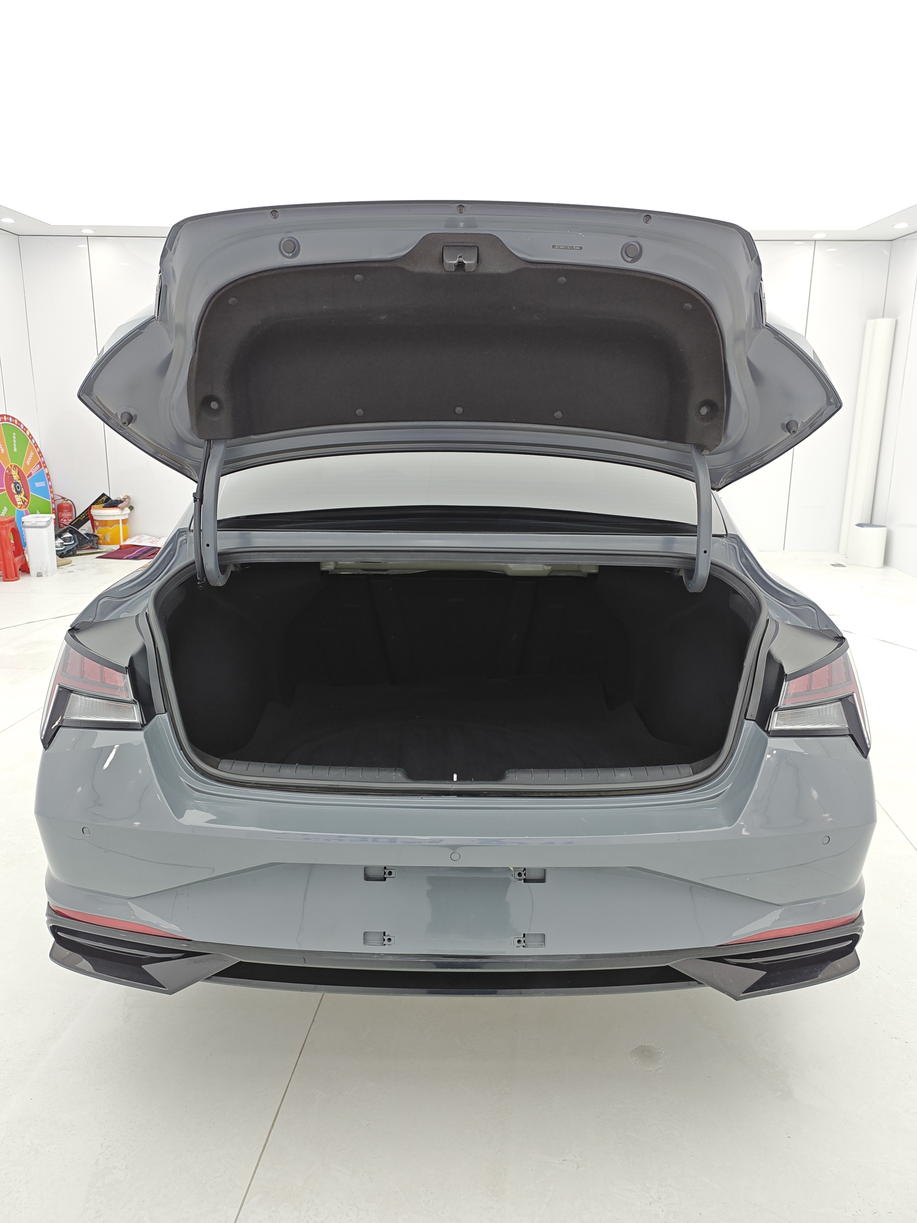 Hyundai Elantra 2022 immagine di auto #16