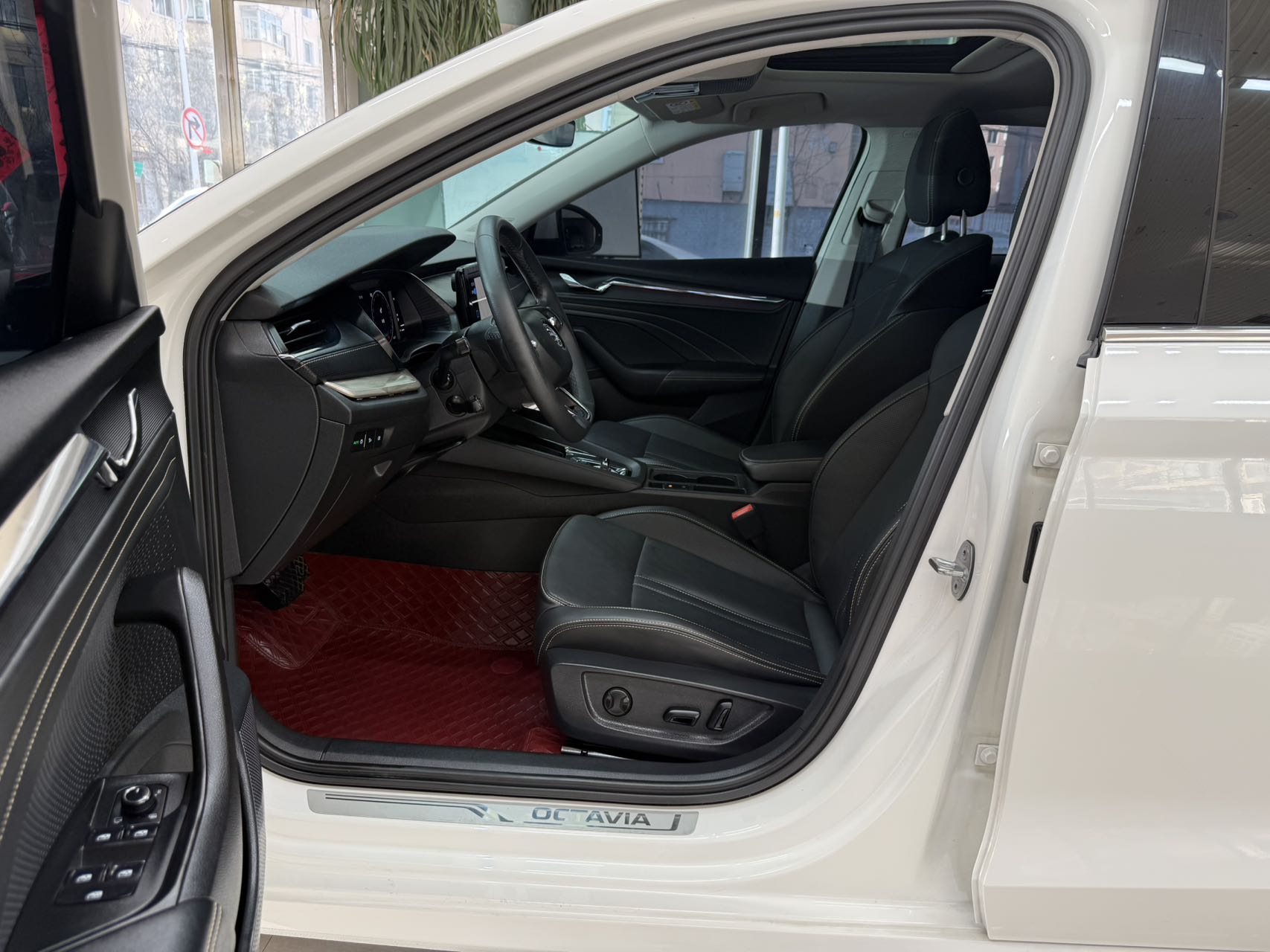 Skoda Octavia 2022 immagine di auto #16