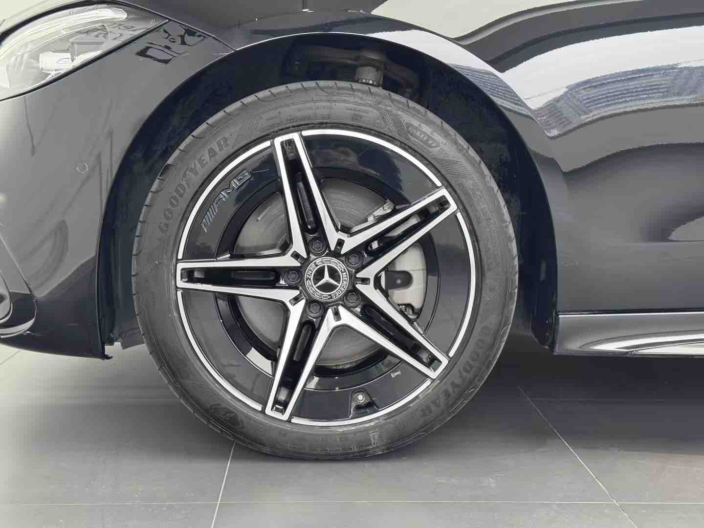 Mercedes-Benz C Class 2022 صورة سيارة #16