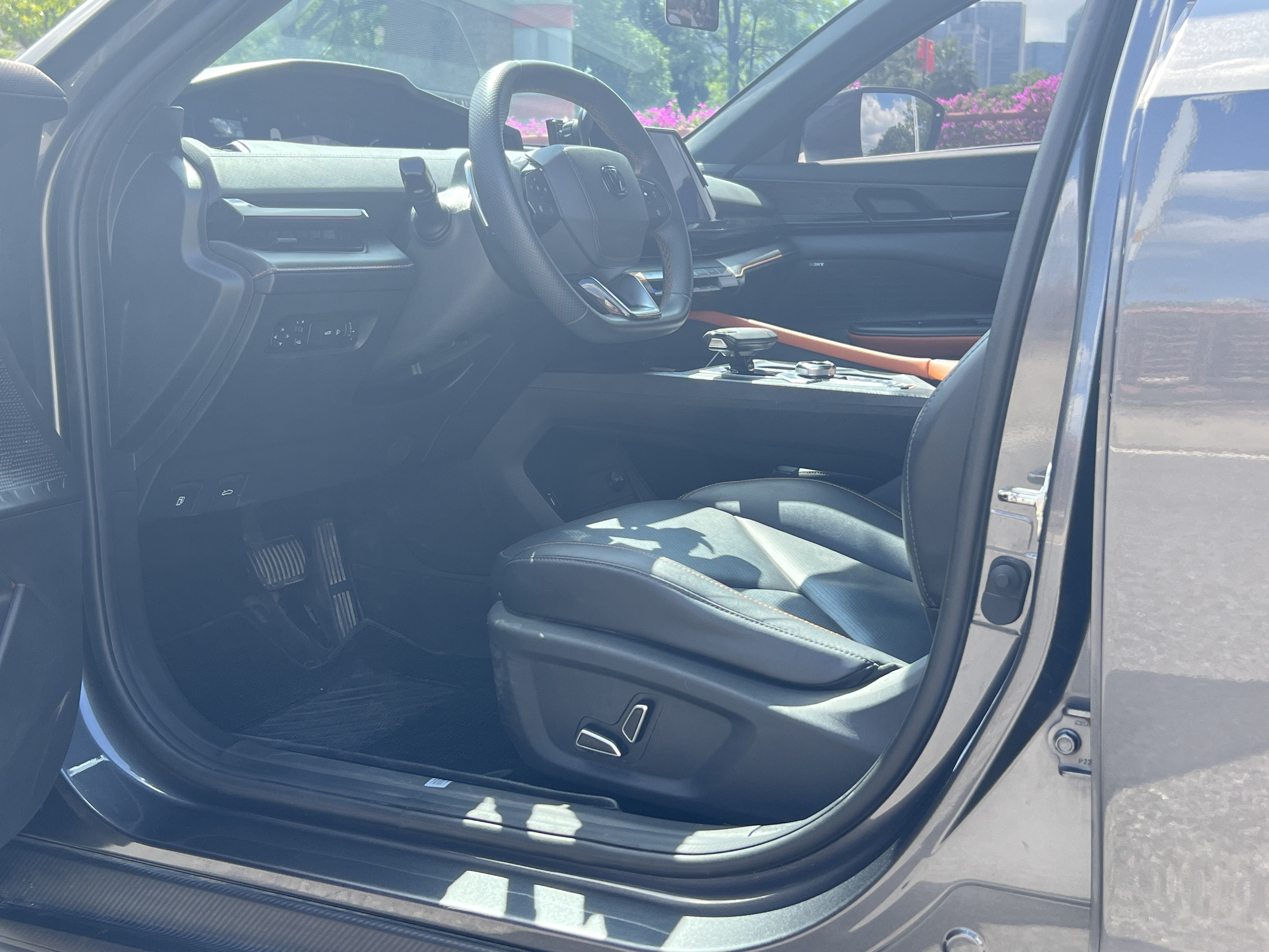 Changan UNI-V 2023 #16 Changan UNI-V 2023 car image #16