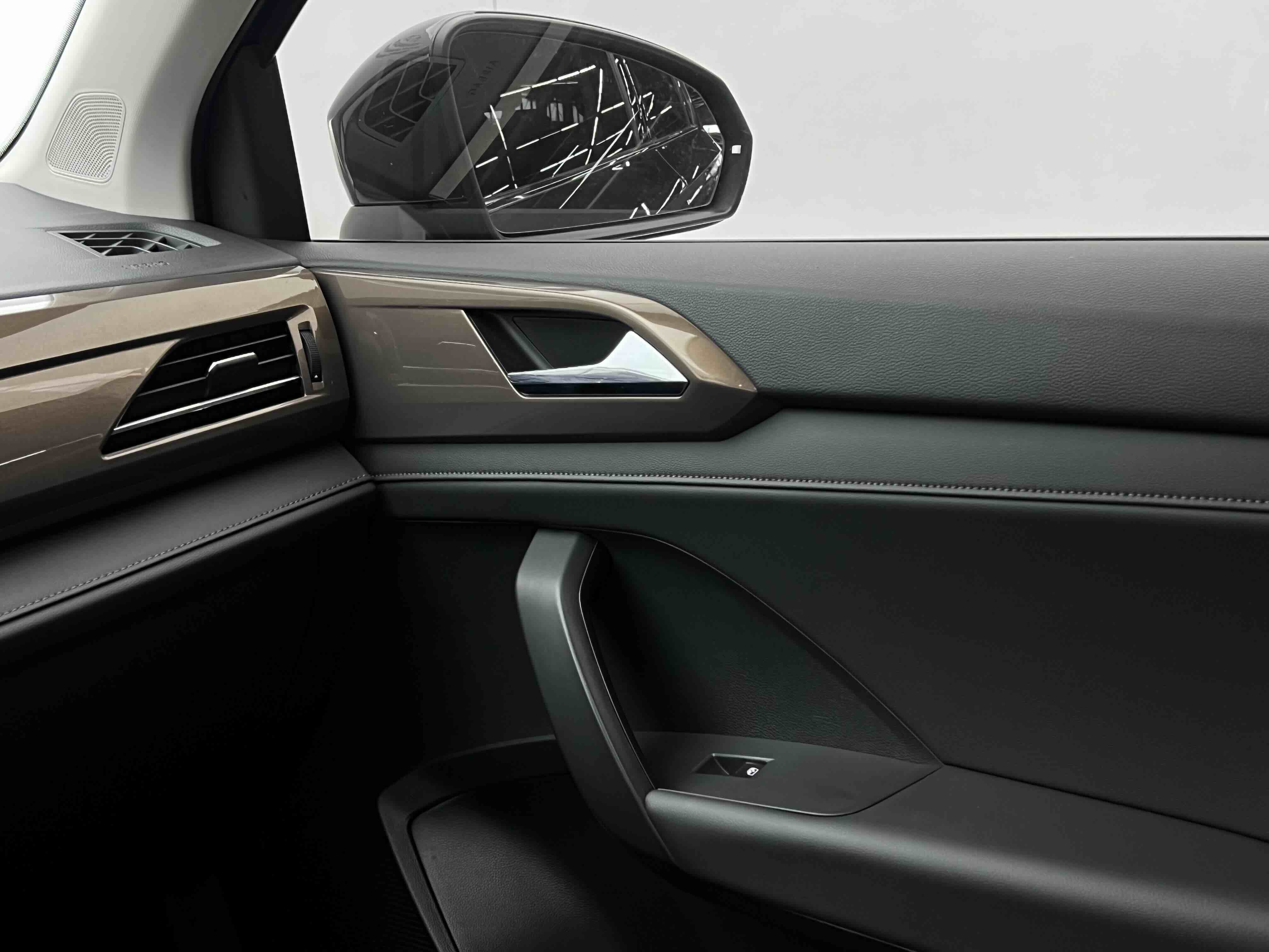 Volkswagen Tharu 2022 #16 Volkswagen Tharu 2022 car image #16