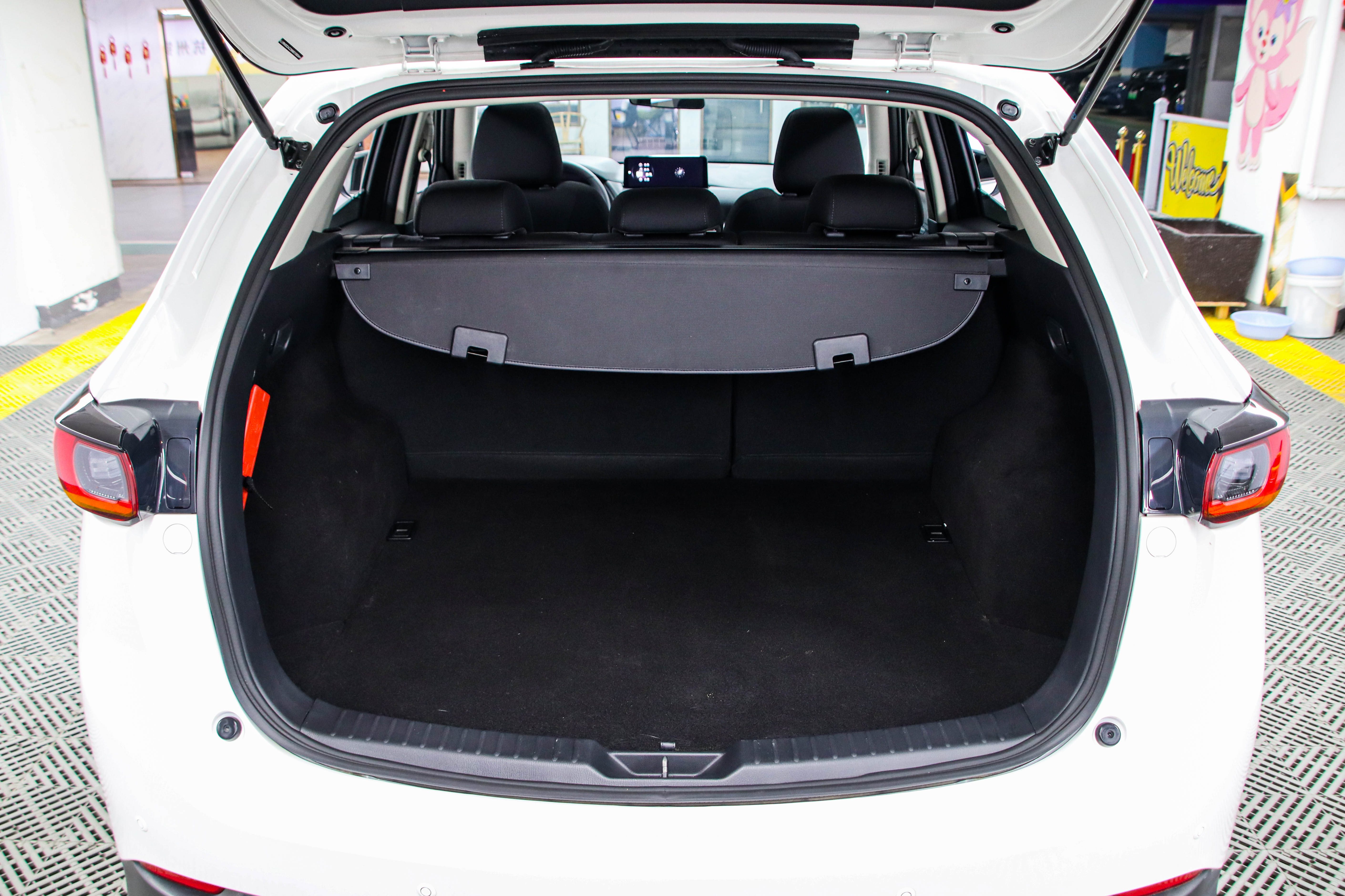 Mazda CX-5 2023 car image #16