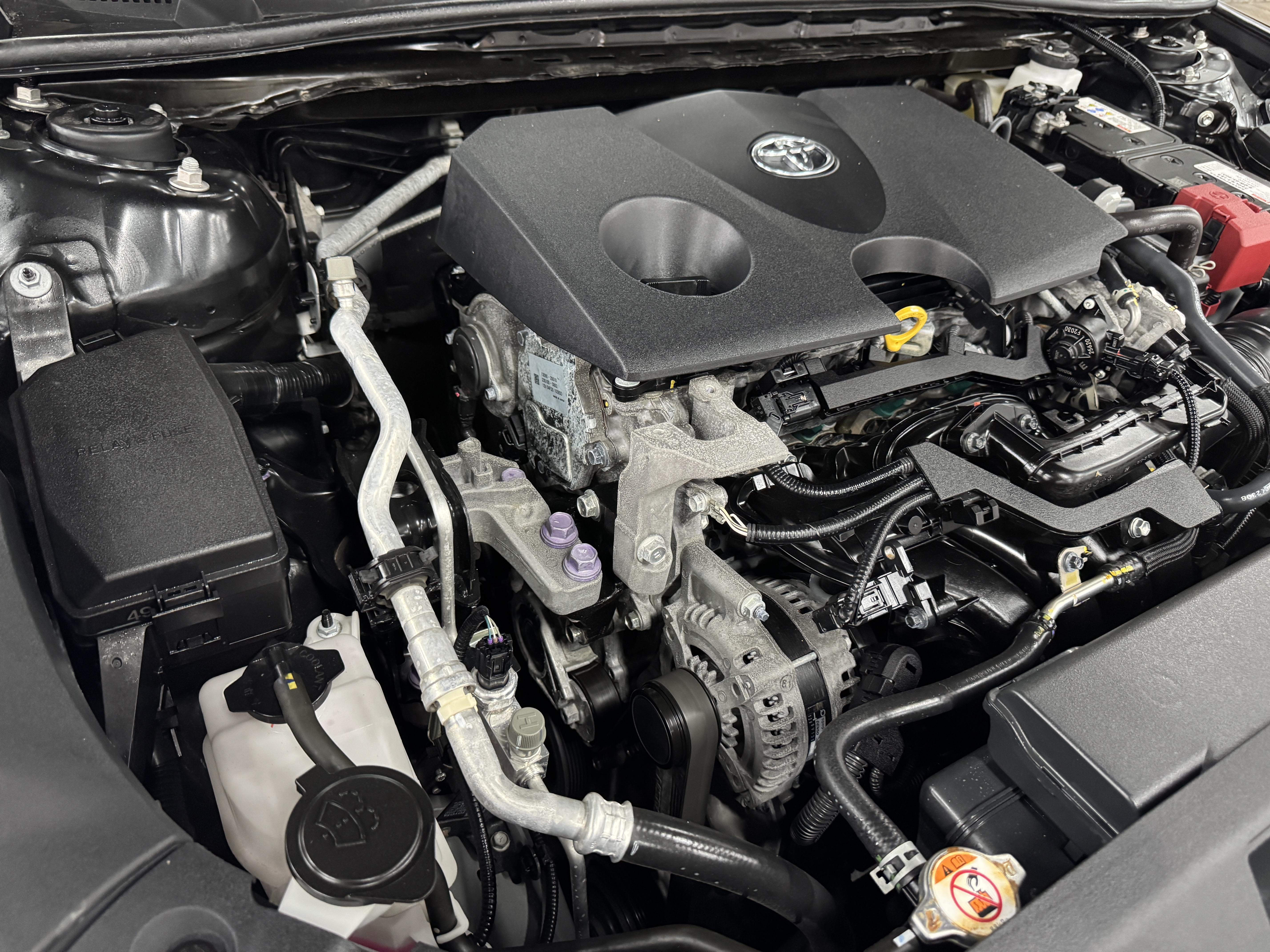 Toyota Avalon 2022 car image #16