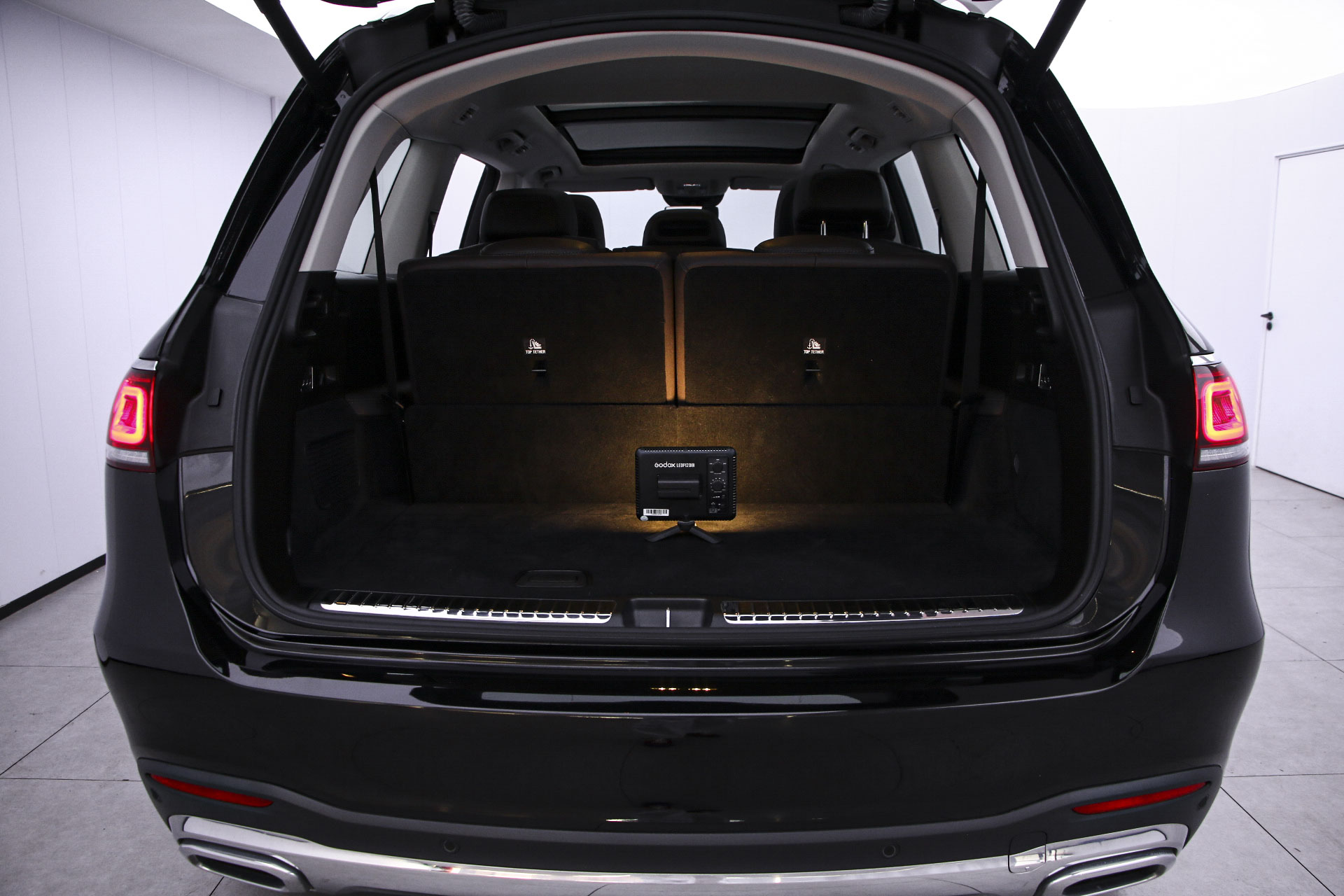 Mercedes-Benz GLS Class 2022 #16 Mercedes-Benz GLS Class 2022 car image #16