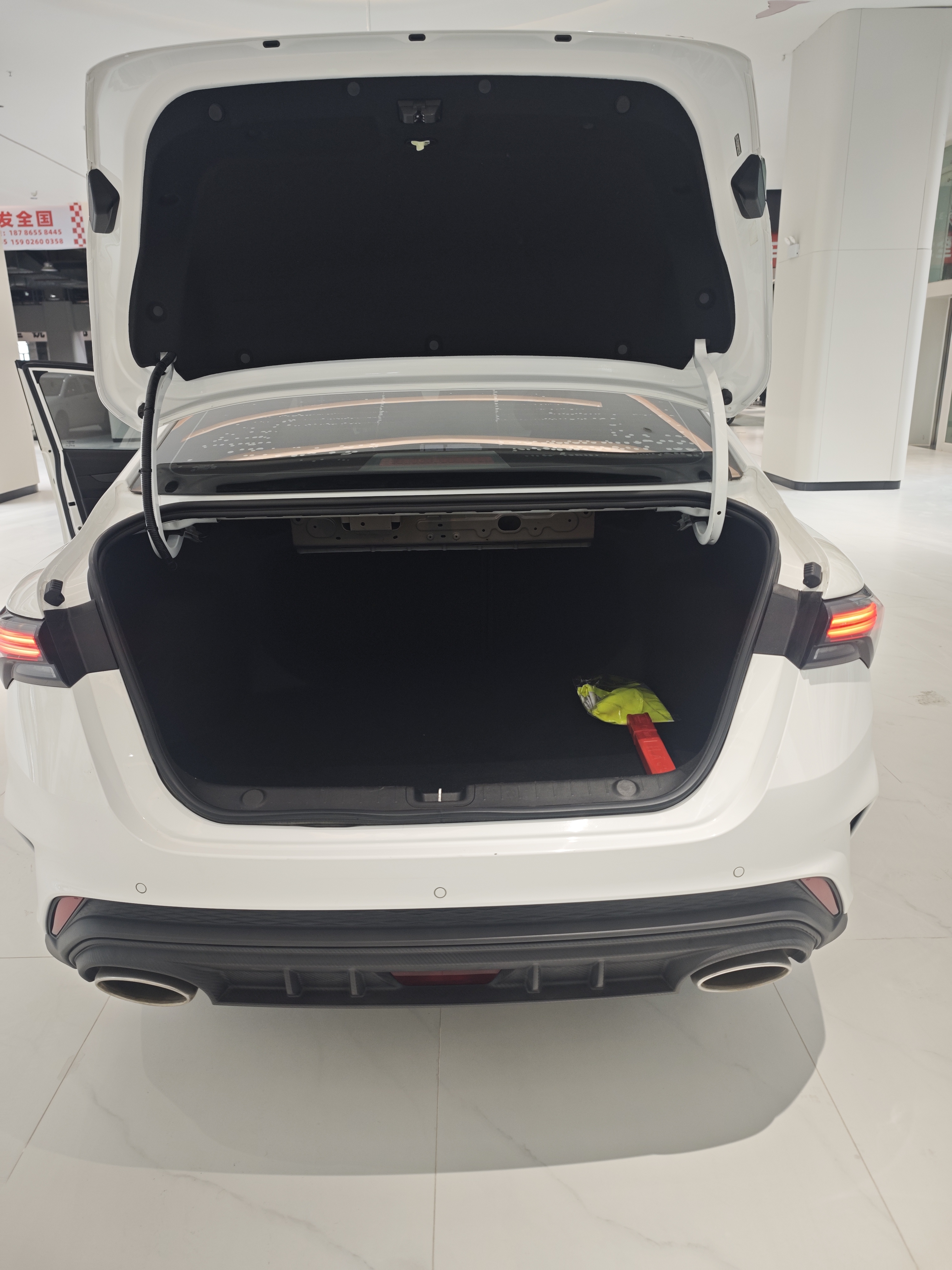 GEELY Binray 2023 car image #16