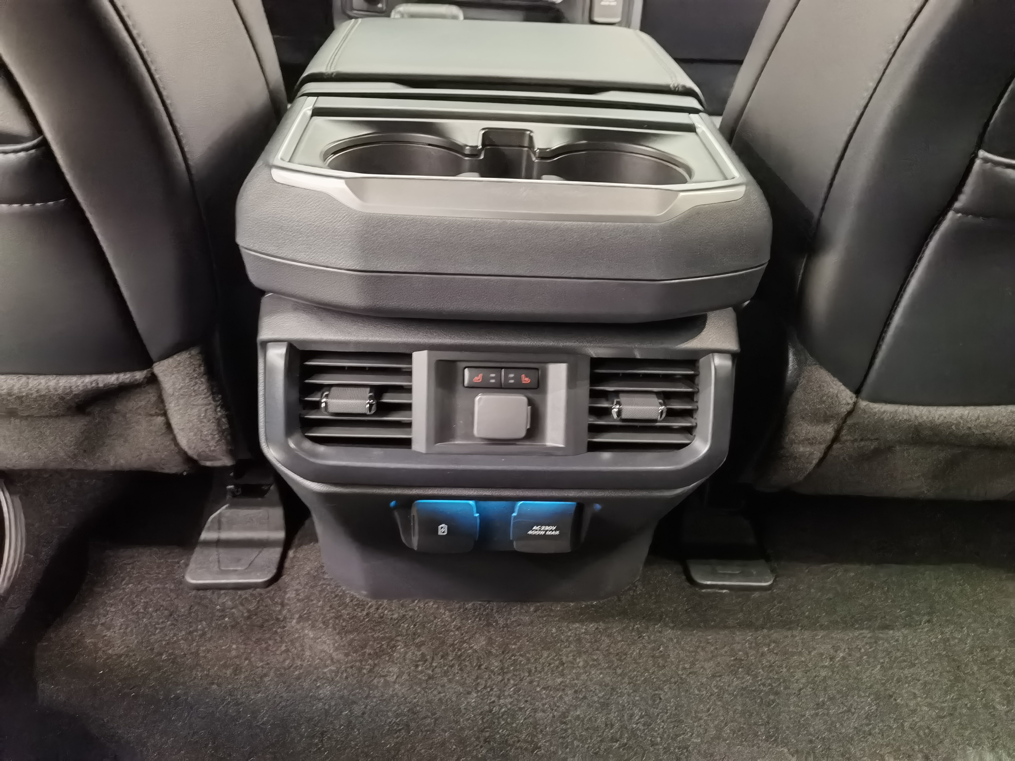 Ford F-150 Raptor 2023 #16 Ford F-150 Raptor 2023 car image #16