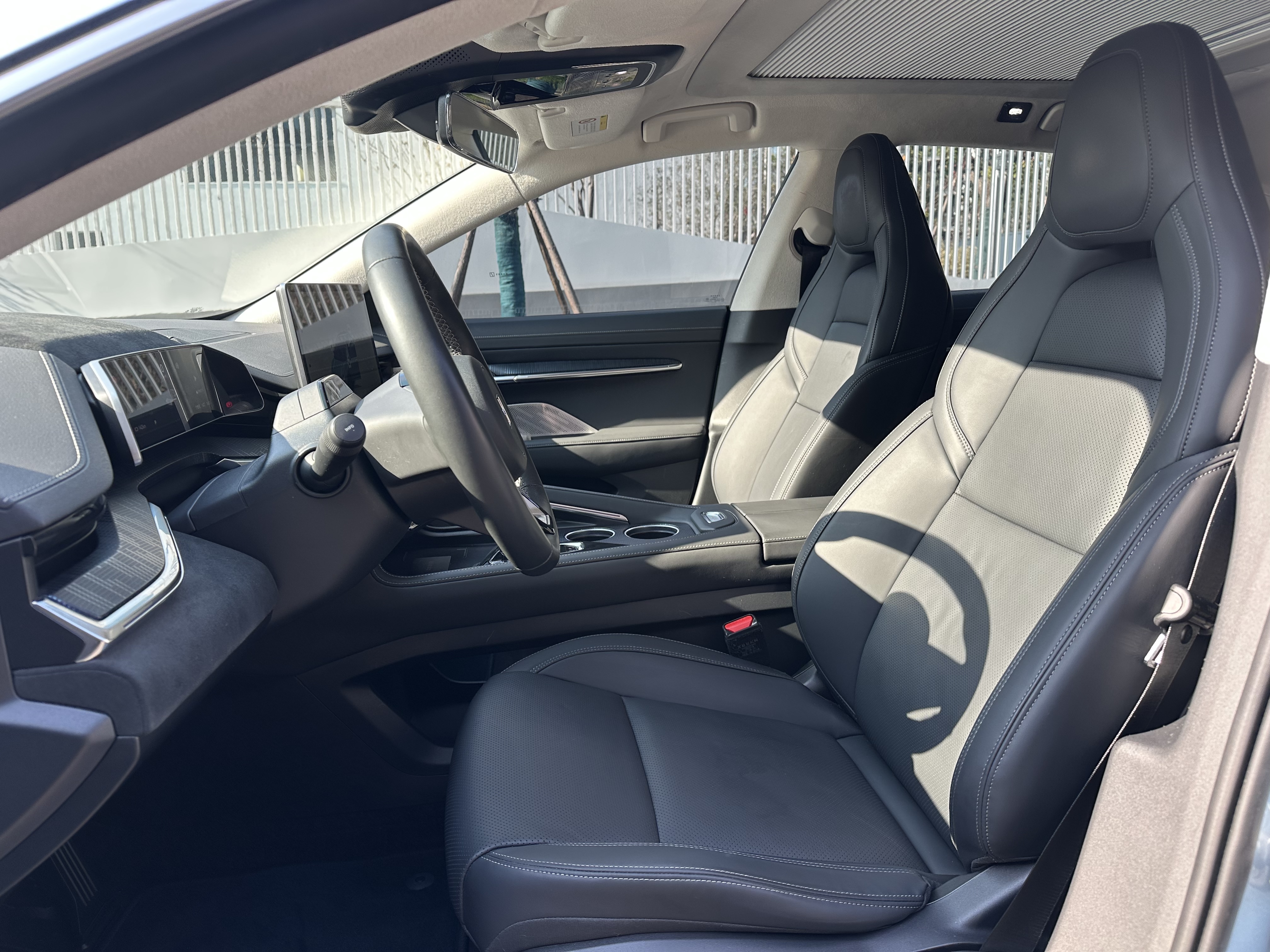 极氪 极氪001 2022 汽车图片 #16