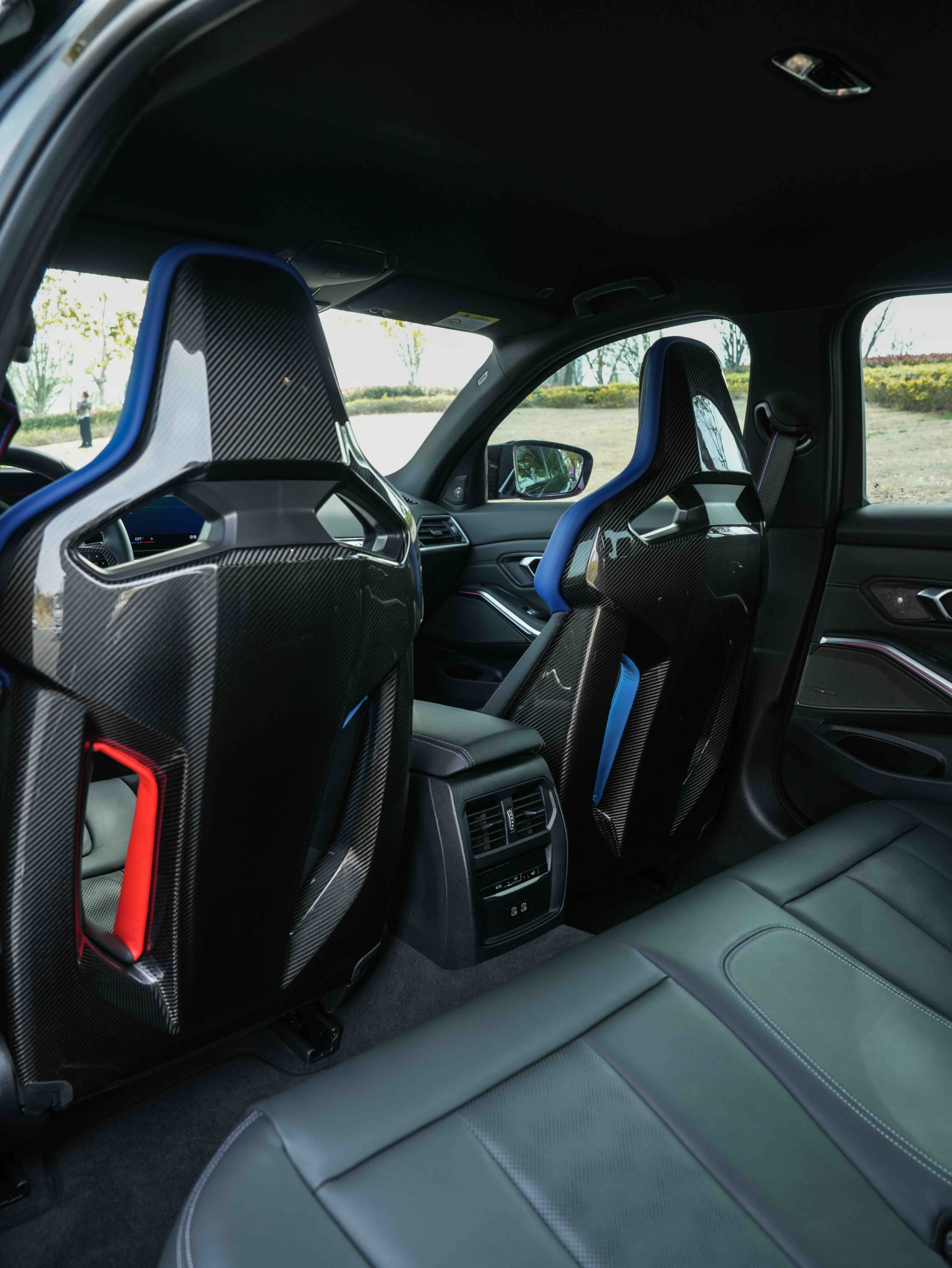 BMW M3 2024 immagine di auto #16