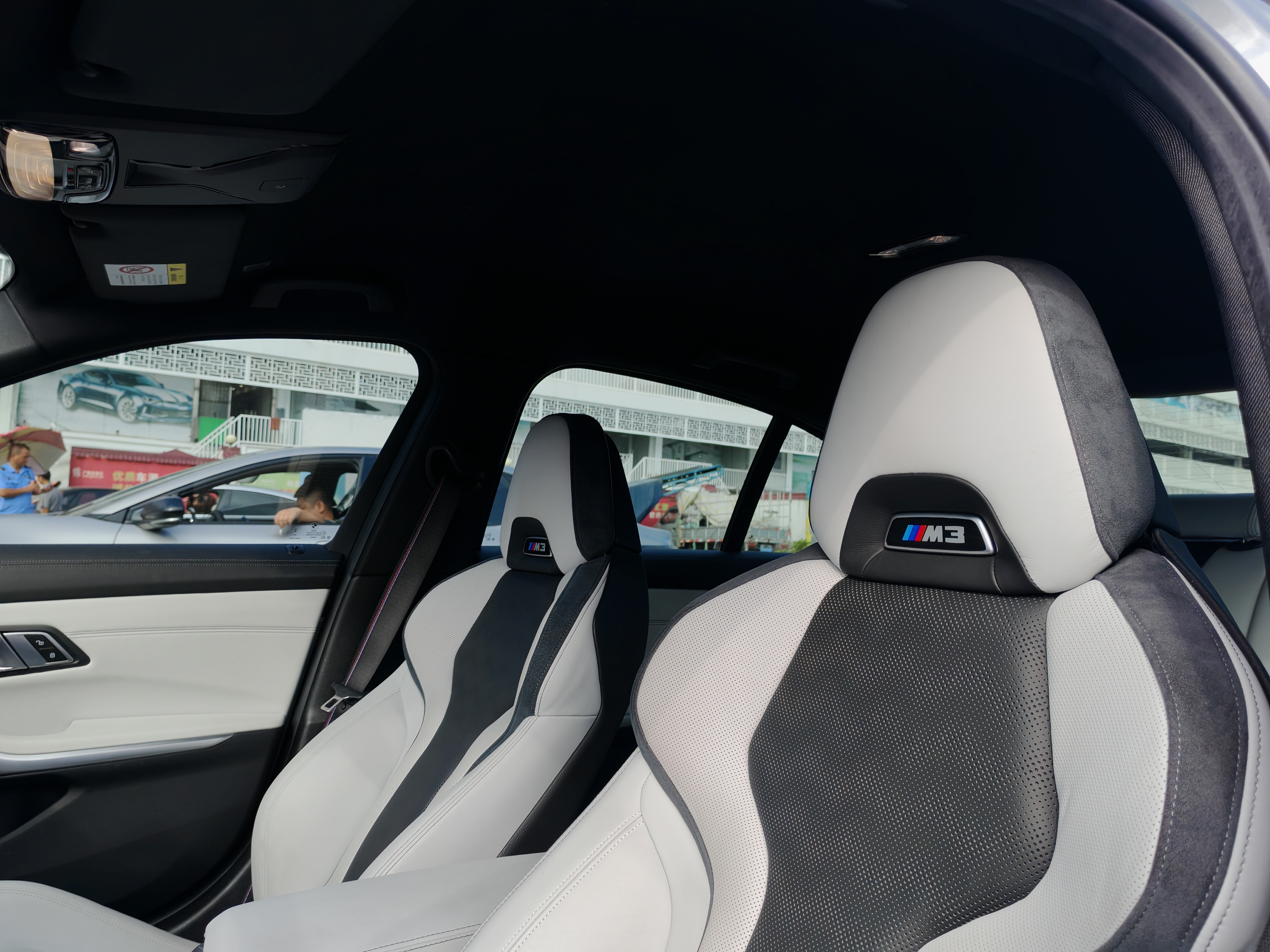 BMW M3 2024 immagine di auto #16