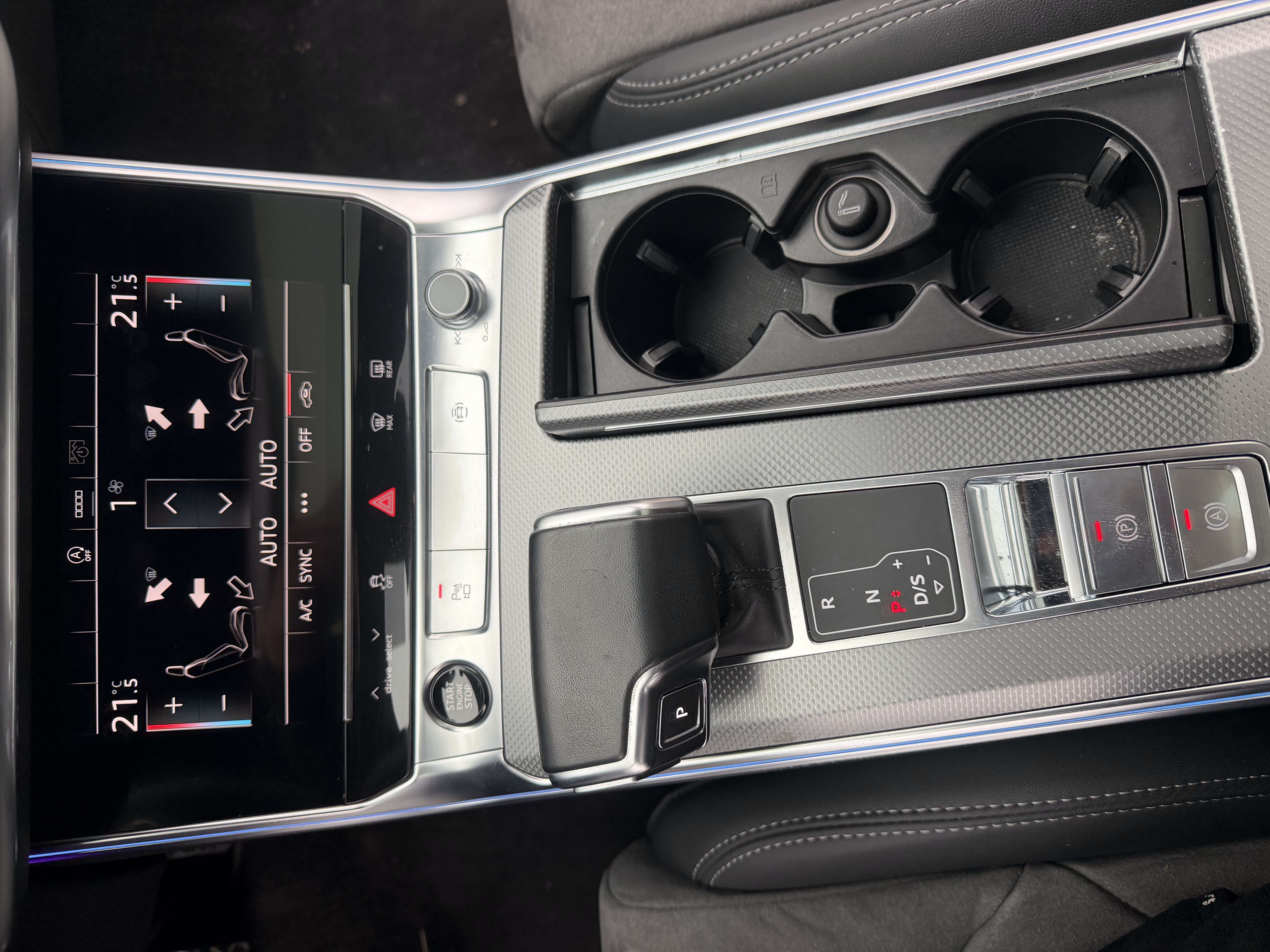 Audi A6L 2023 car image #16
