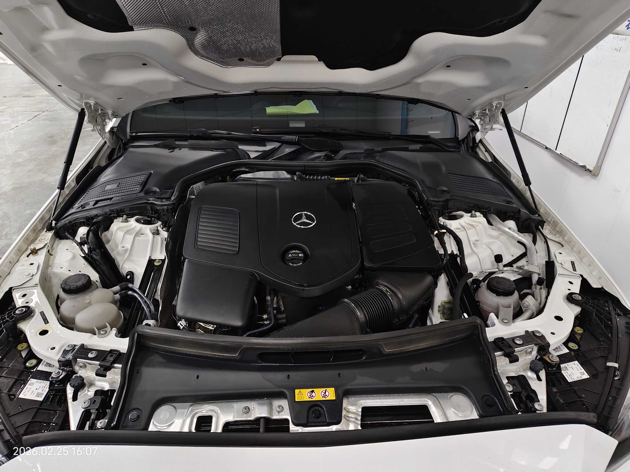 Mercedes-Benz C Class 2023 #16 Mercedes-Benz C Class 2023 car image #16