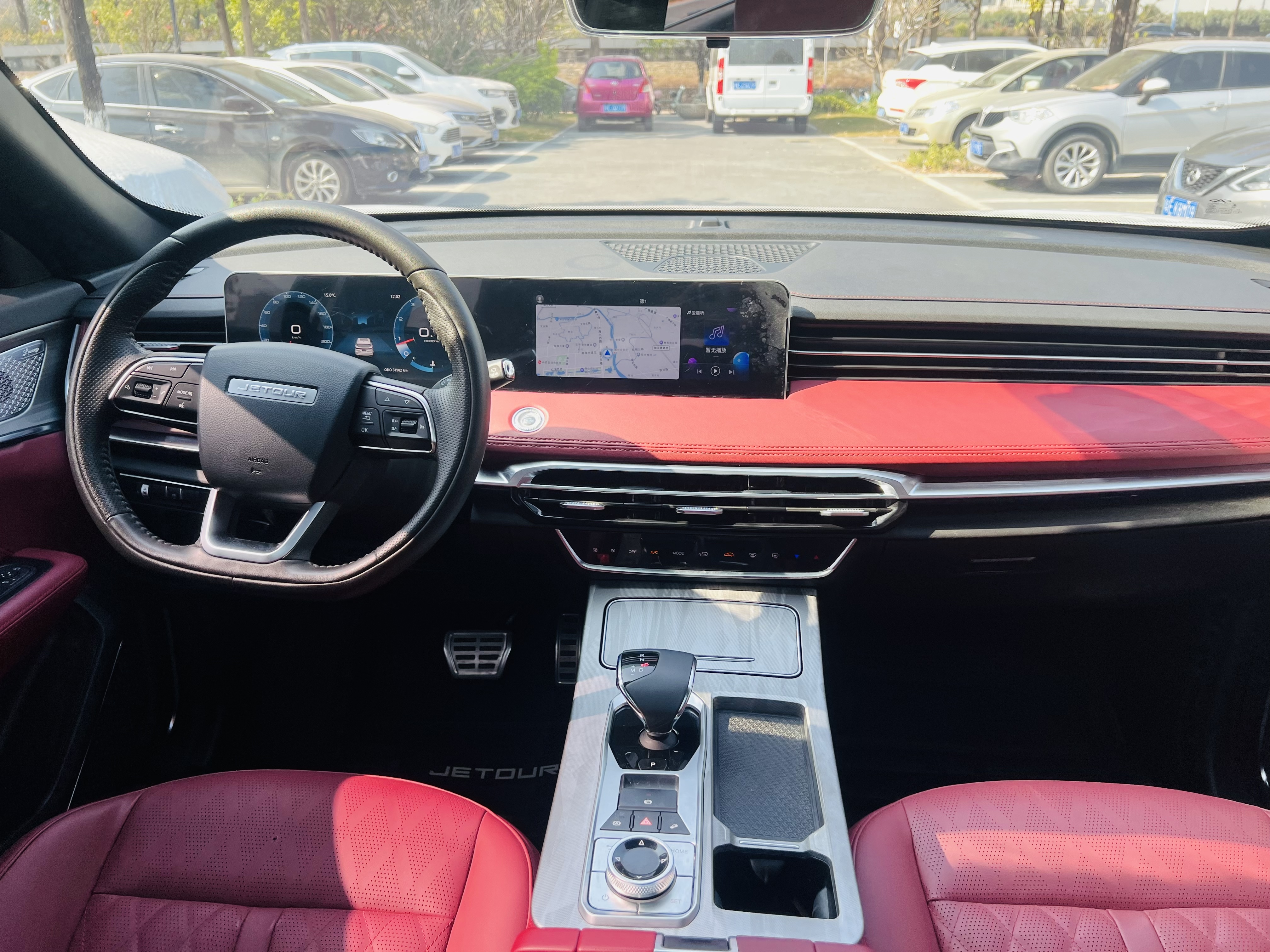 X70 PLUS 2023 car image #16