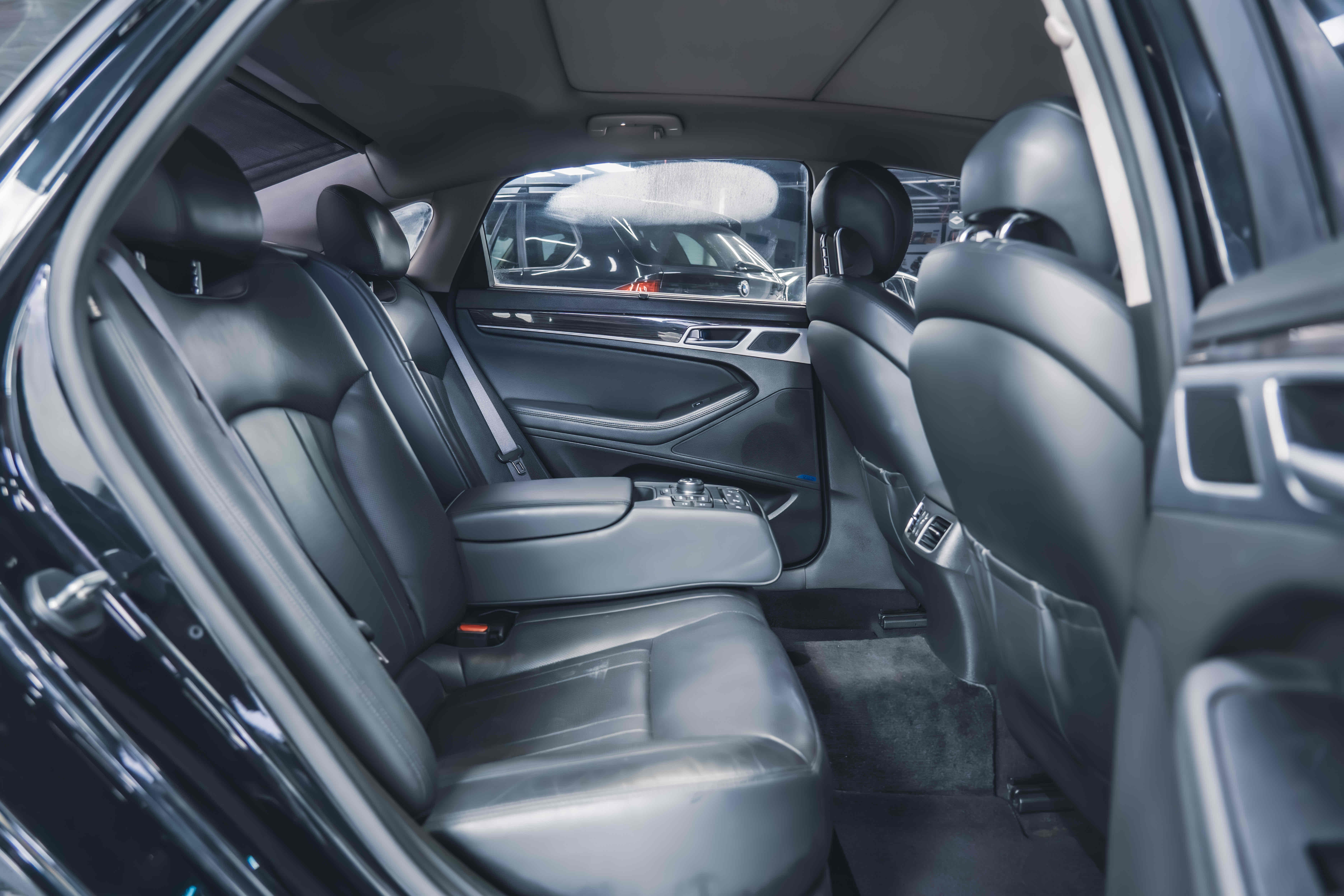 Hyundai Genesis 2015 #16 Hyundai Genesis 2015 car image #16