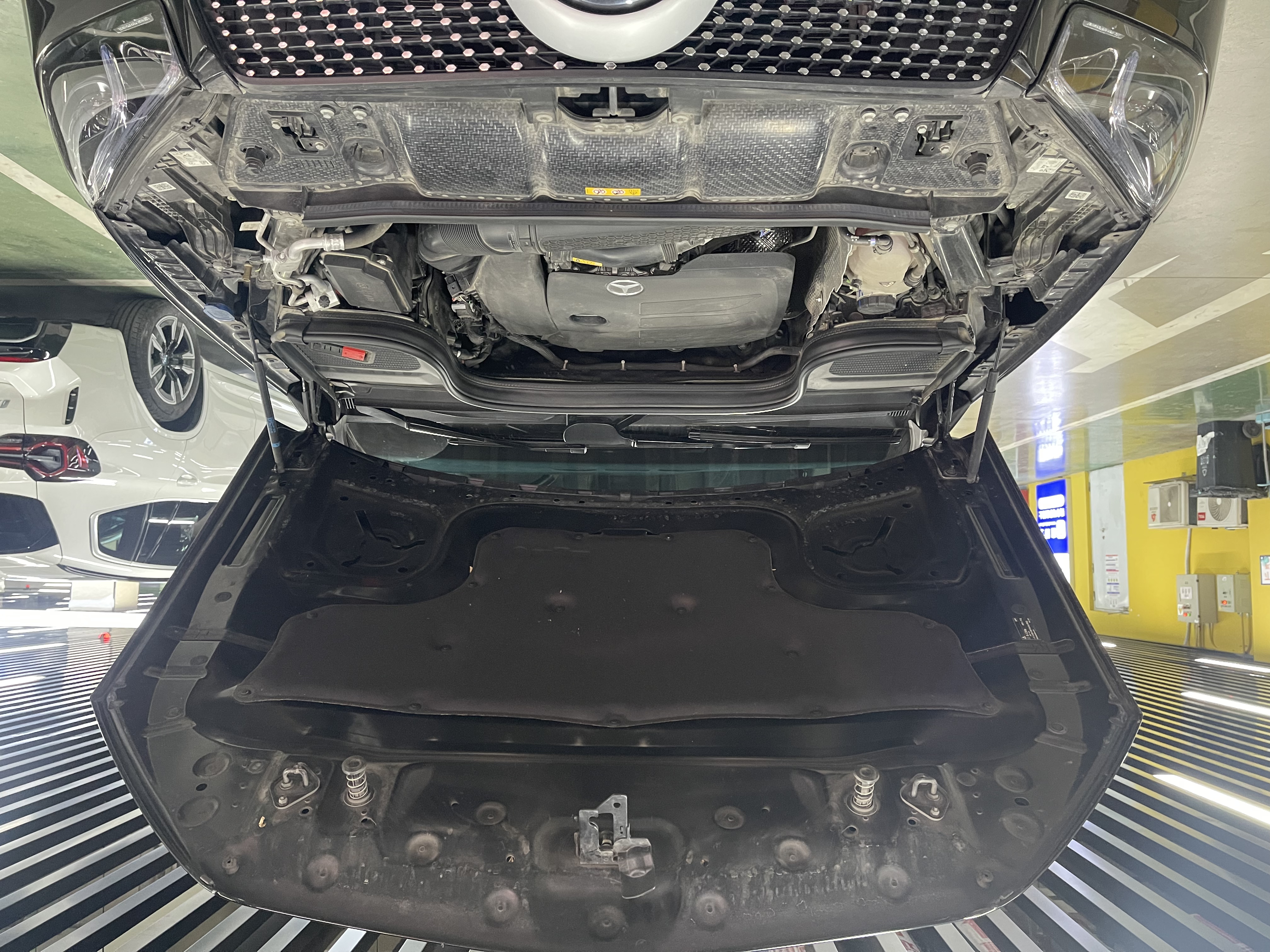 Mercedes-Benz GLE Class 2023 #16 Mercedes-Benz GLE Class 2023 car image #16