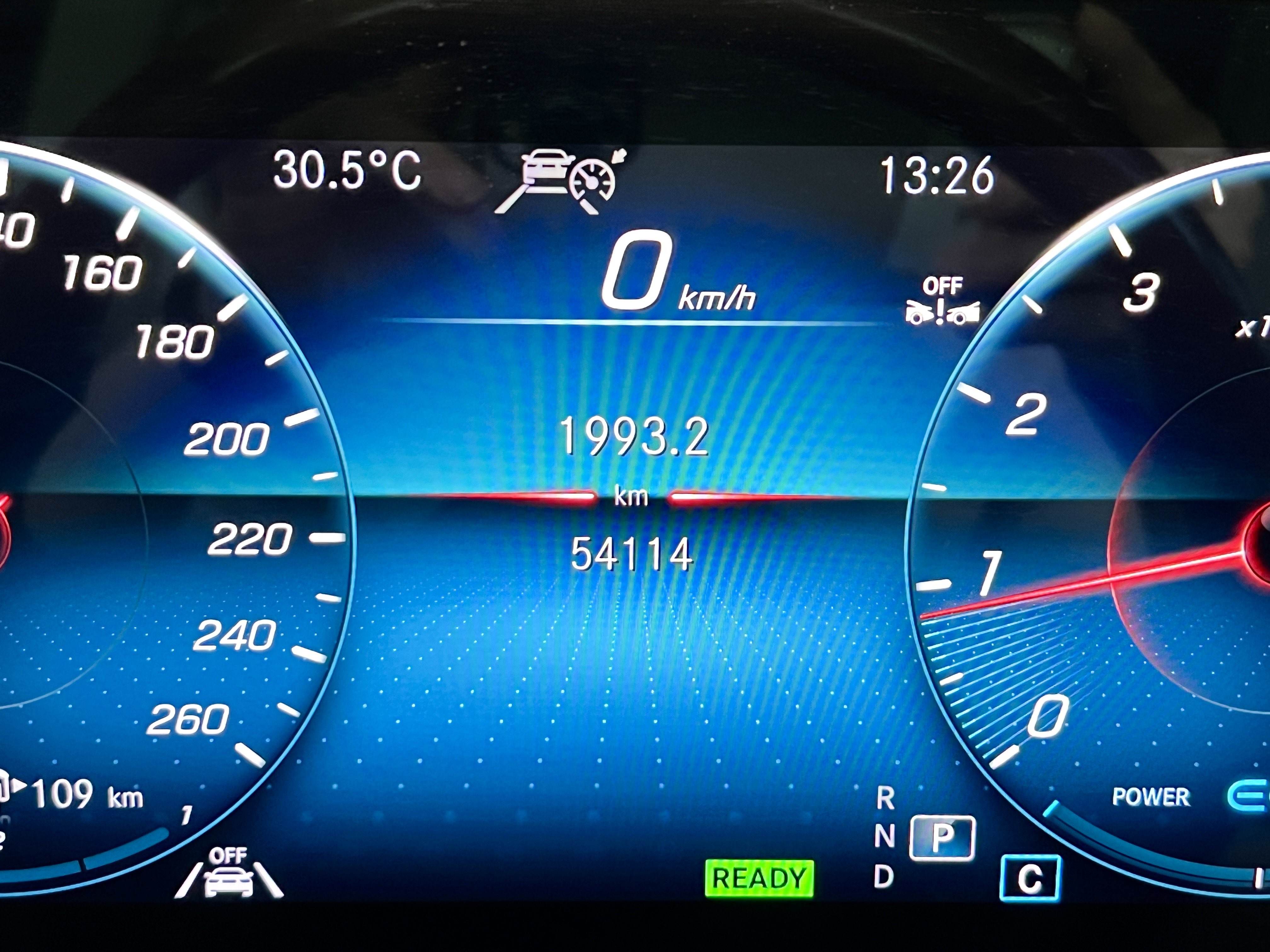 Mercedes-Benz GLS Class 2023 car image #16