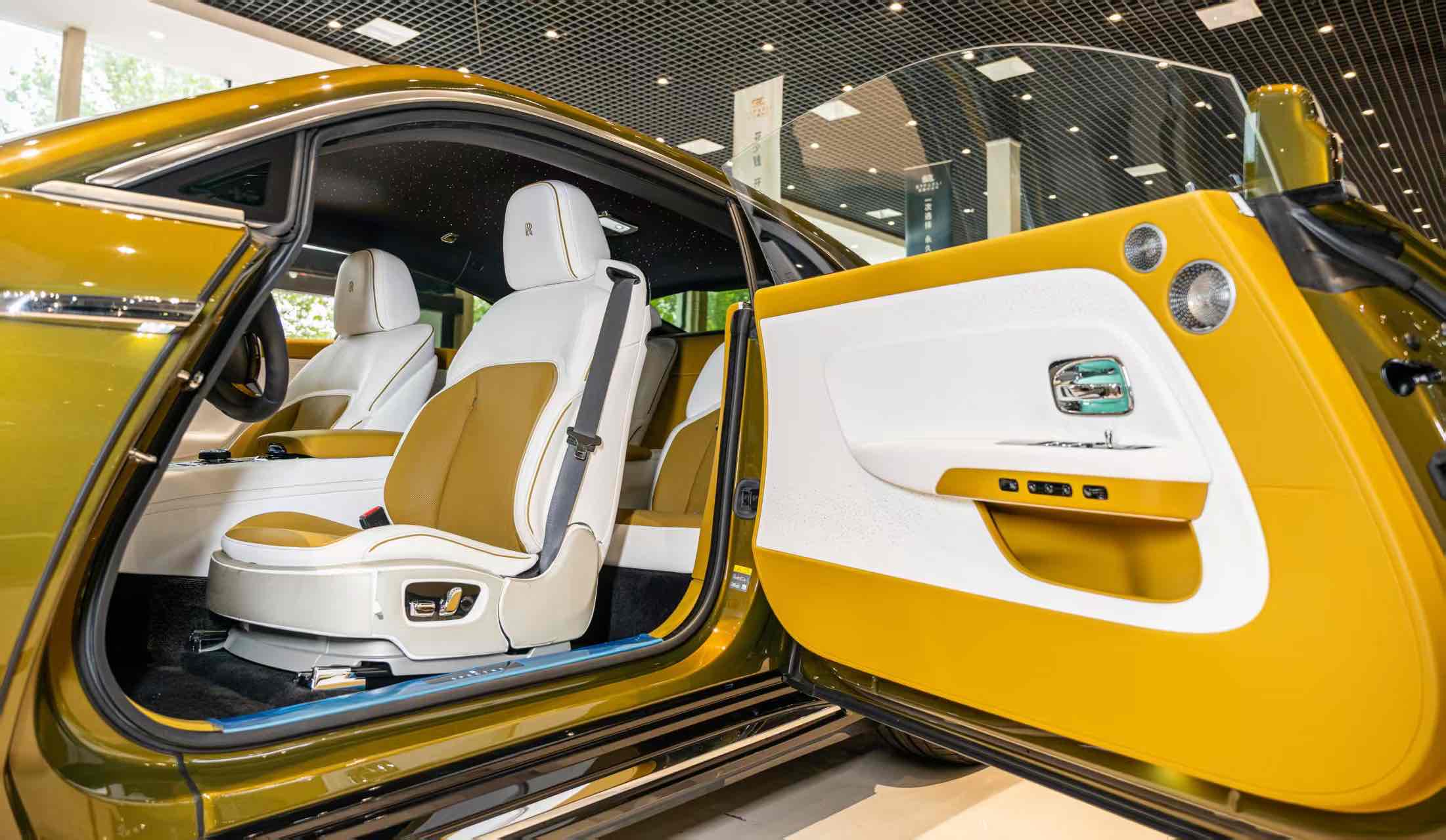 劳斯莱斯 闪灵 2024 汽车图片 #16