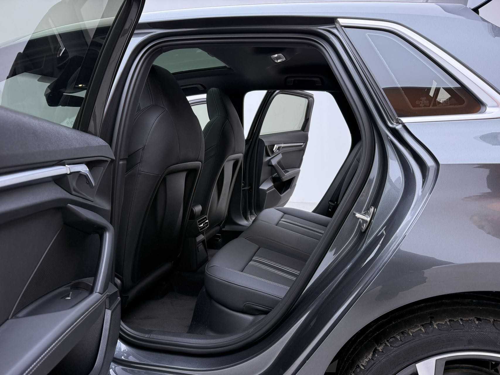 2023 #16 2023 imagem de carro #16