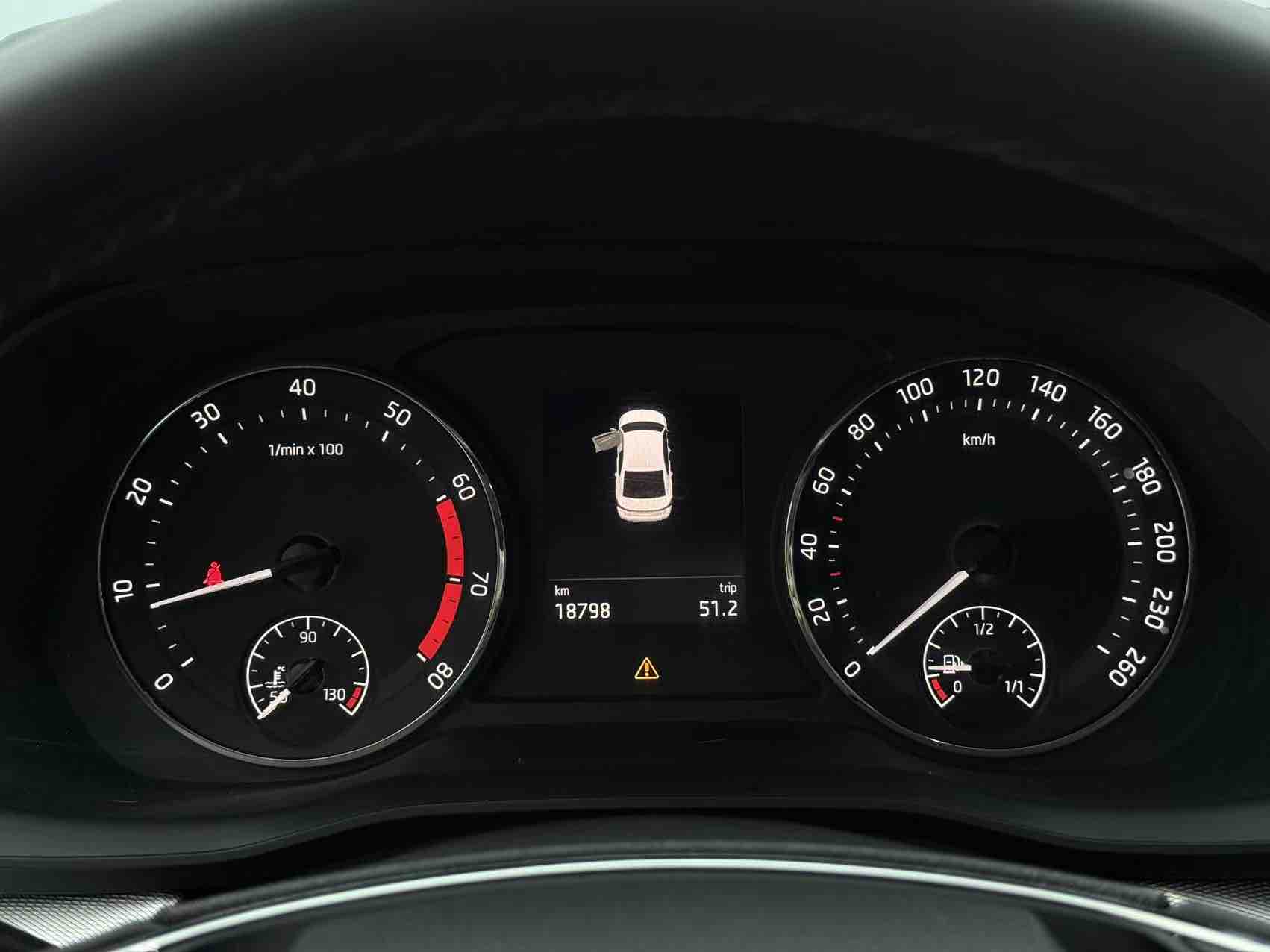 Skoda Octavia 2023 car image #16