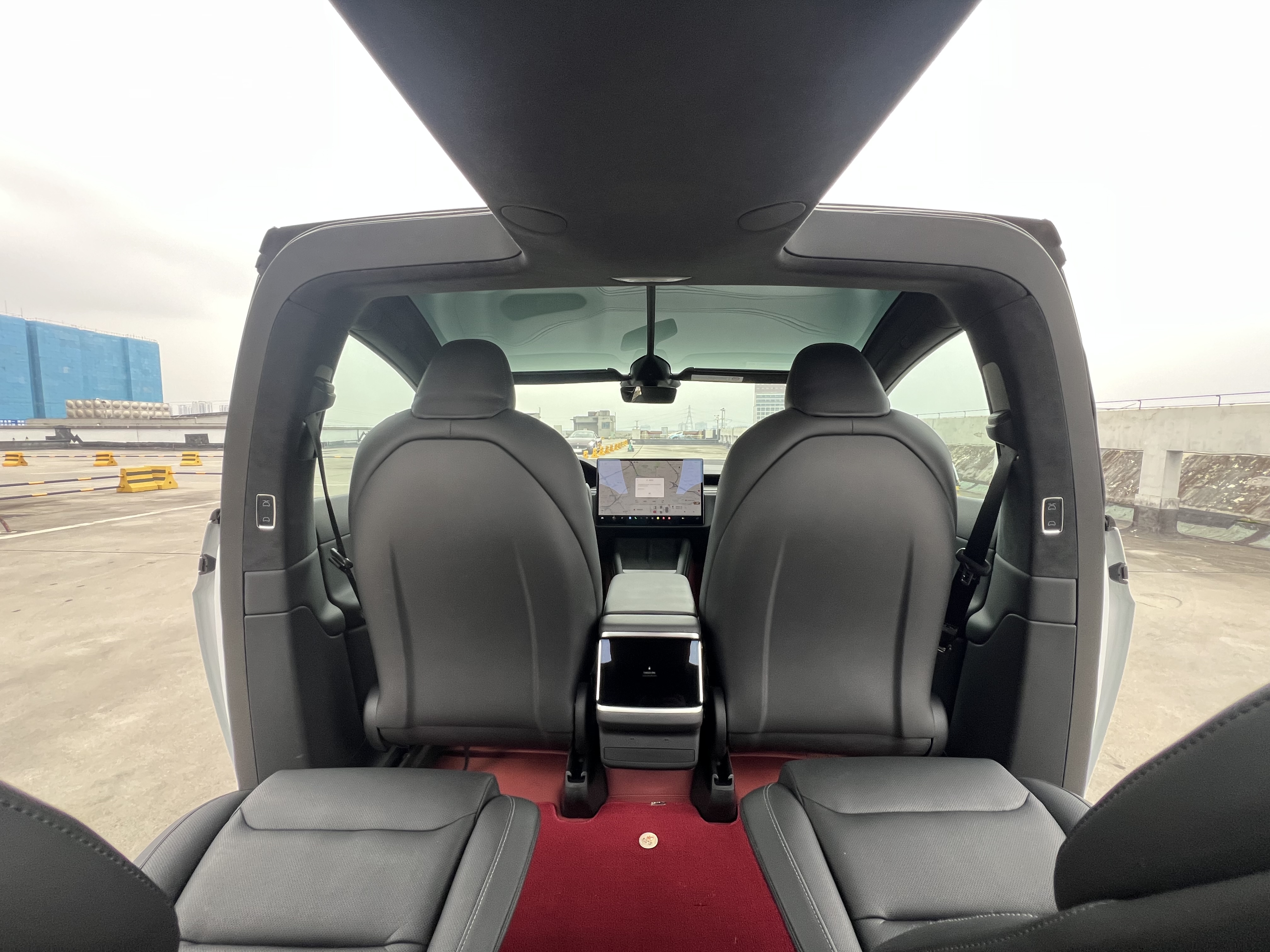 Tesla Model X 2024 car image #16