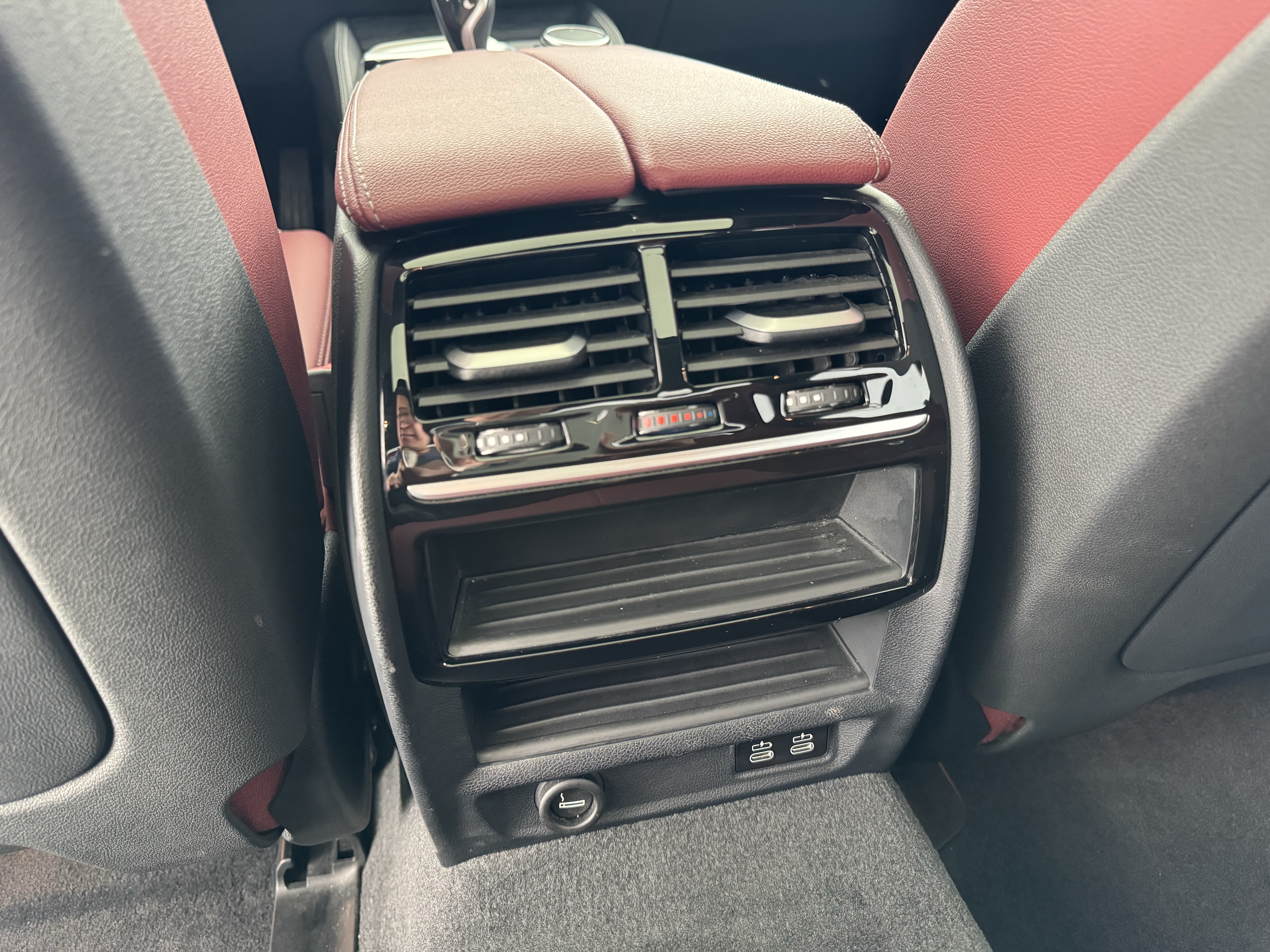 BMW 5 Series 2023 #16 BMW 5 Series 2023 car image #16