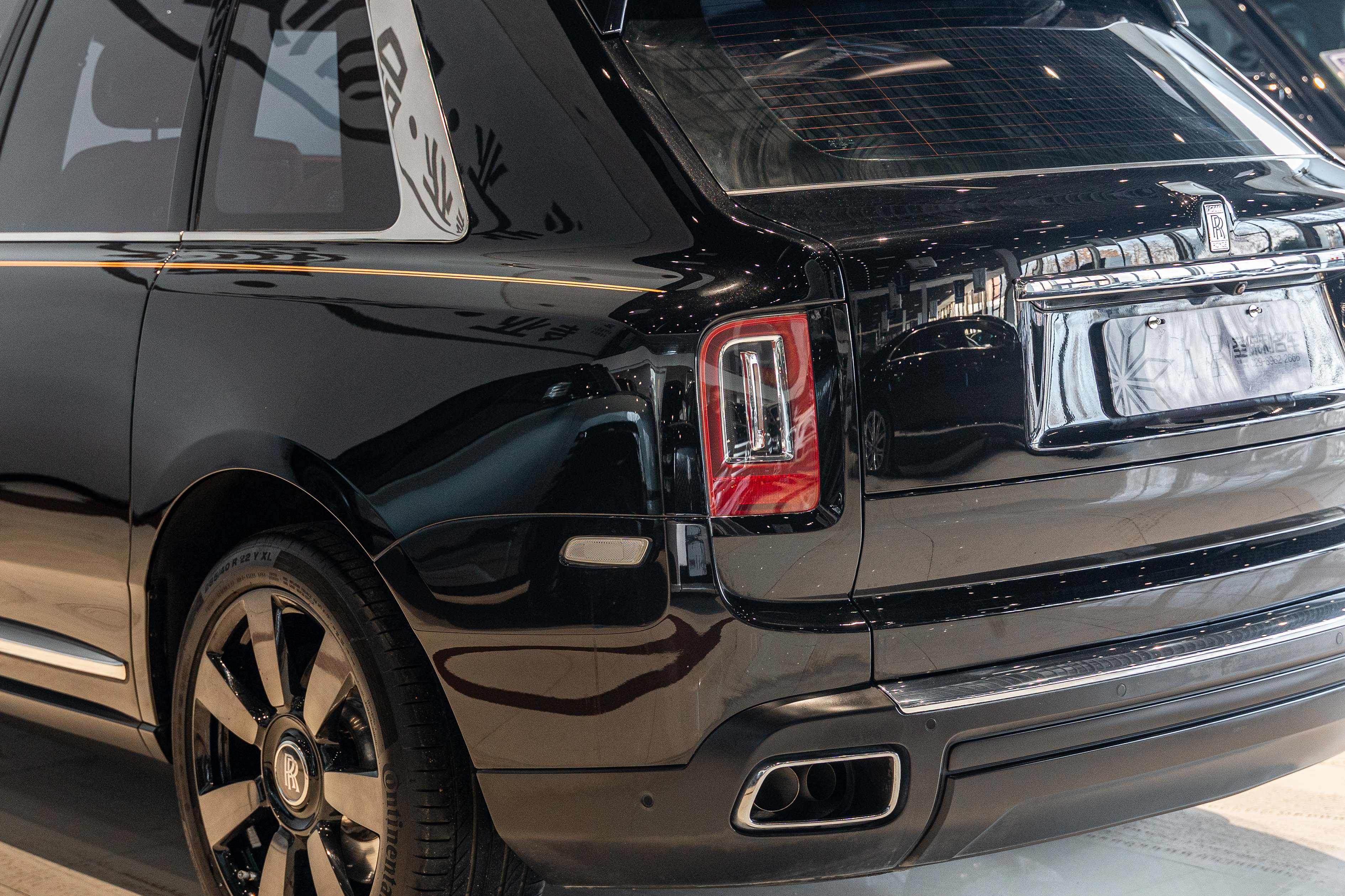 劳斯莱斯 库里南 2023 汽车图片 #16