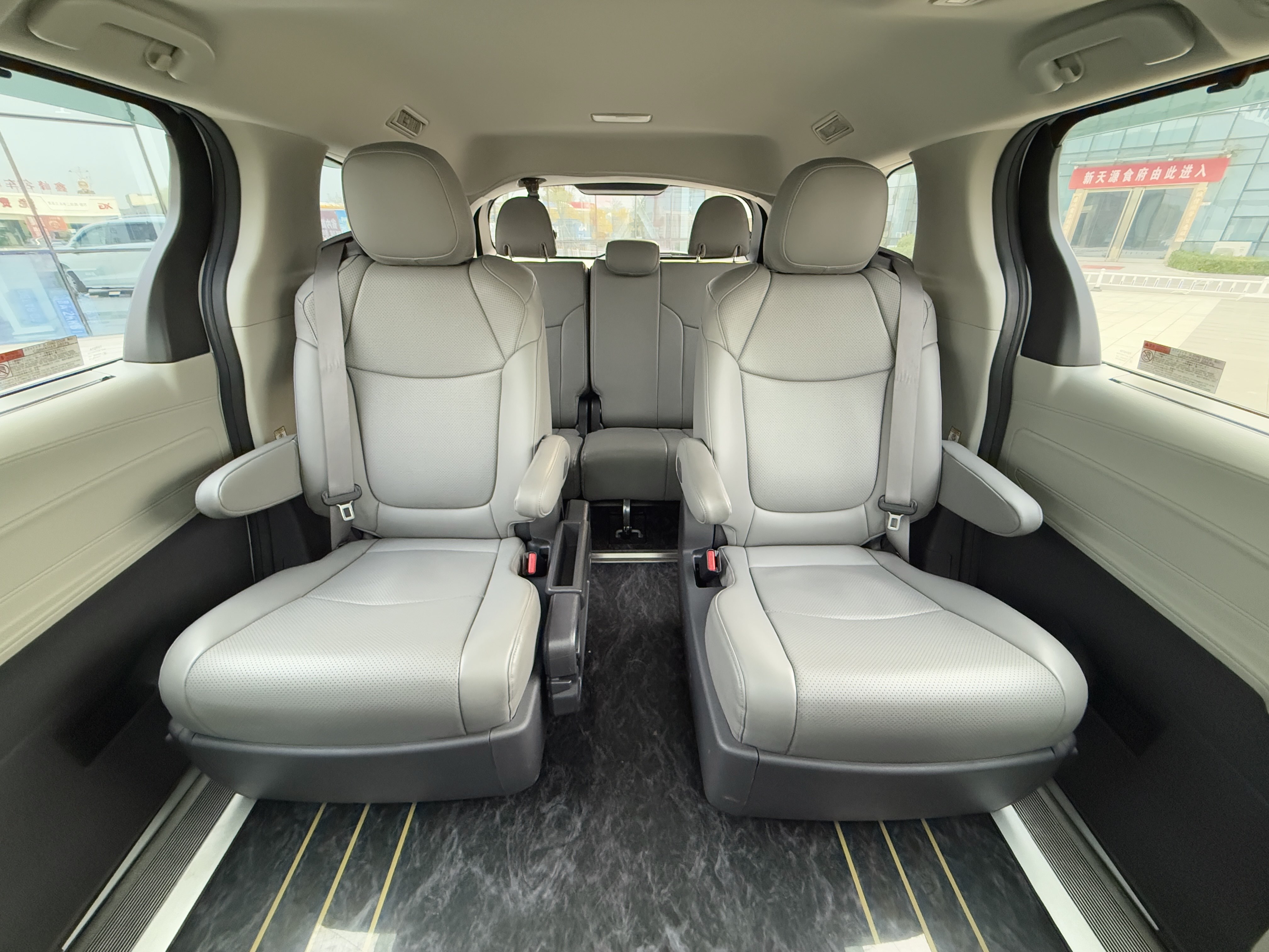 丰田 赛那SIENNA 2023 汽车图片 #16