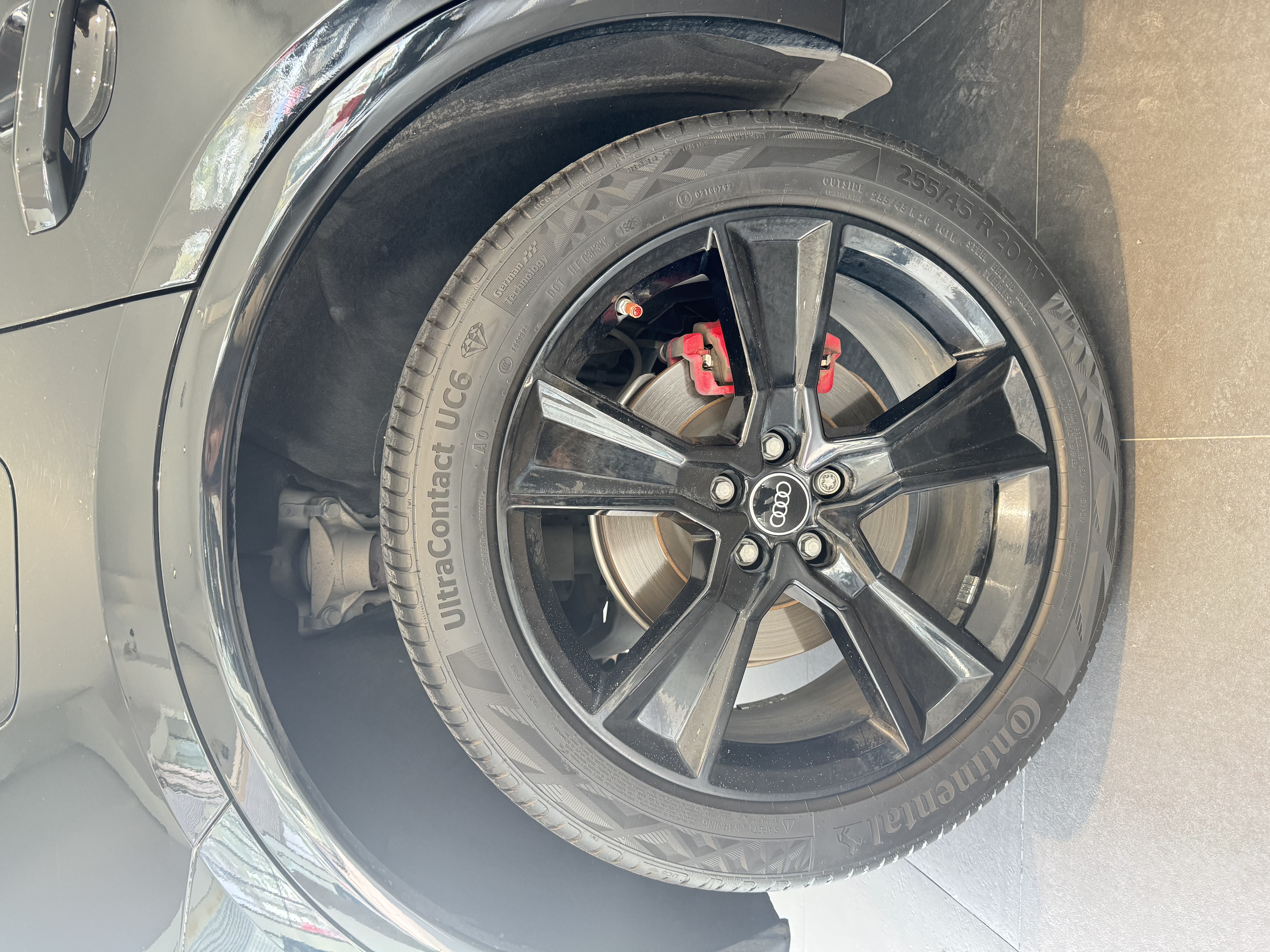 Audi Q5L Sportback 2023 immagine di auto #16