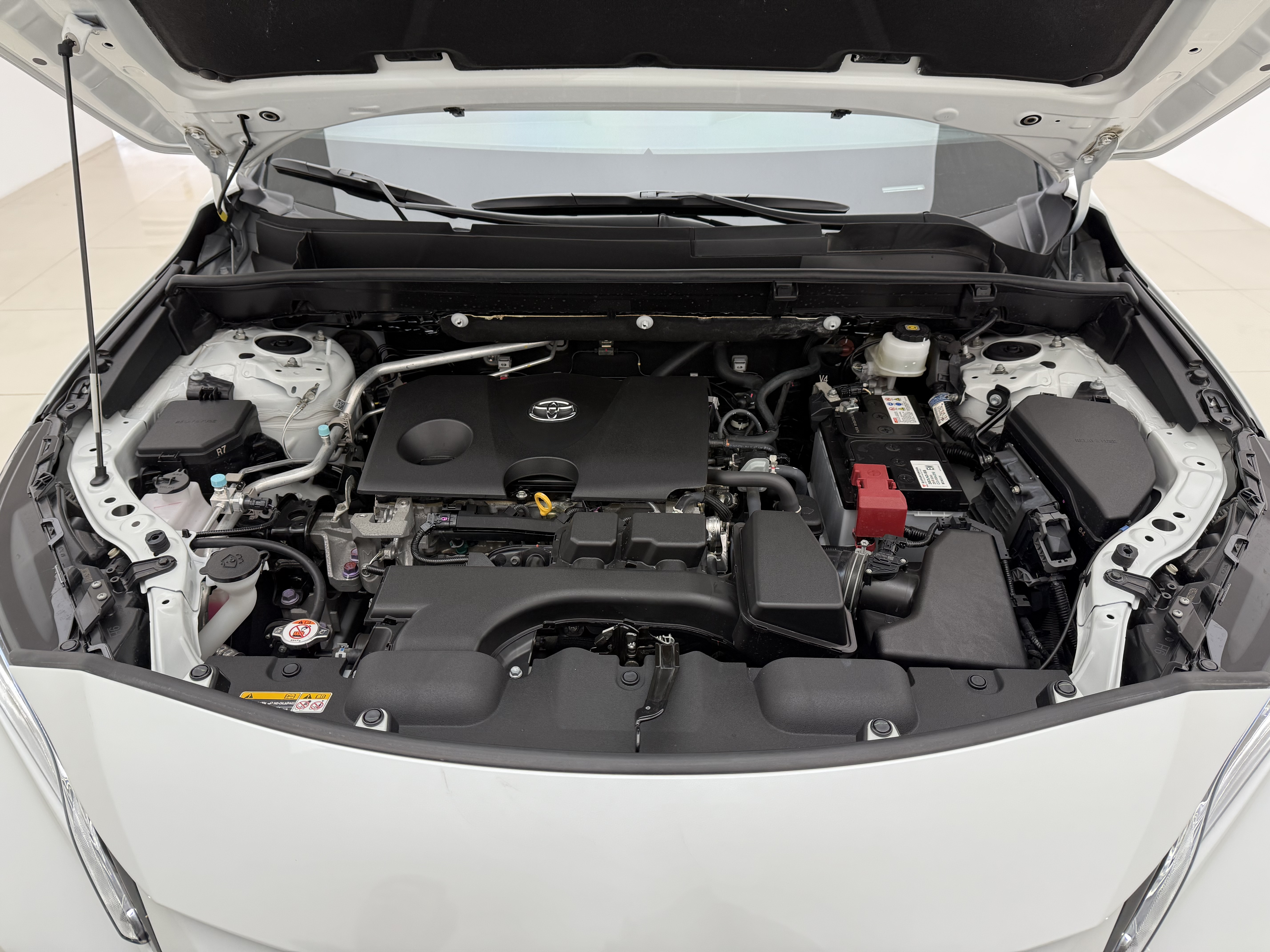 Toyota Venza 2023 car image #16