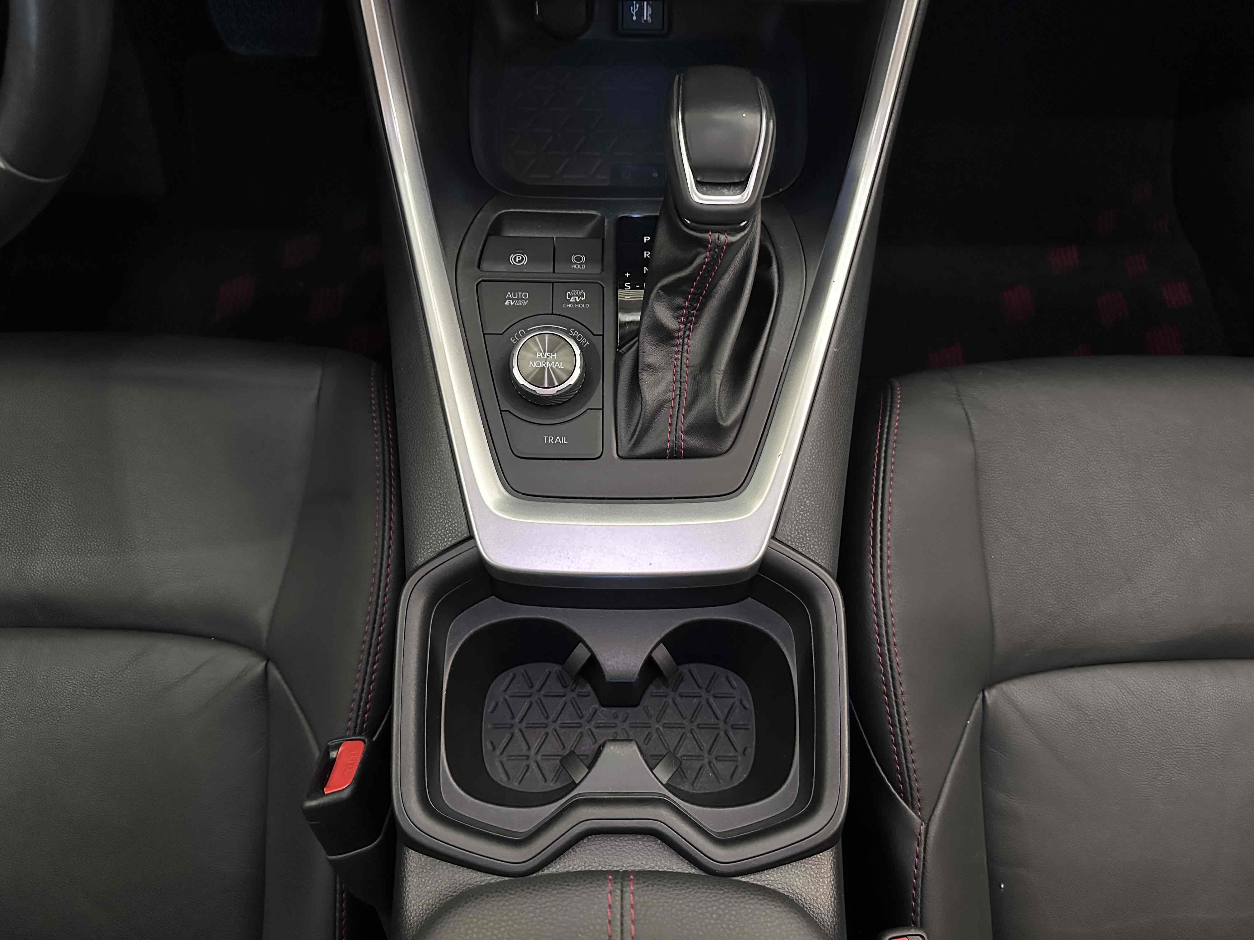 Toyota Wildlander New Energy 2023 #16 Toyota Wildlander New Energy 2023 car image #16