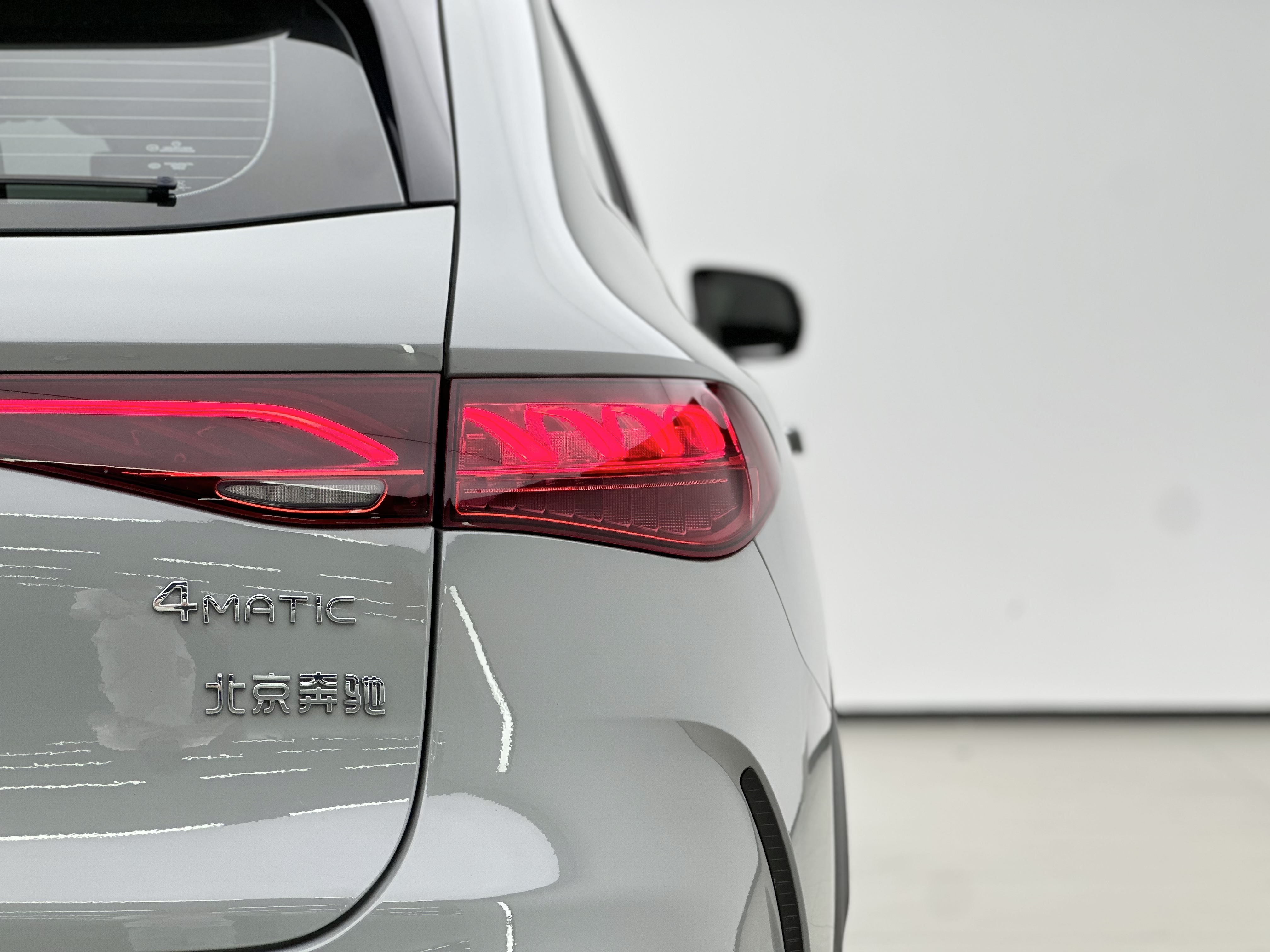 Mercedes-Benz EQE SUV 2025 #16 Mercedes-Benz EQE SUV 2025 car image #16