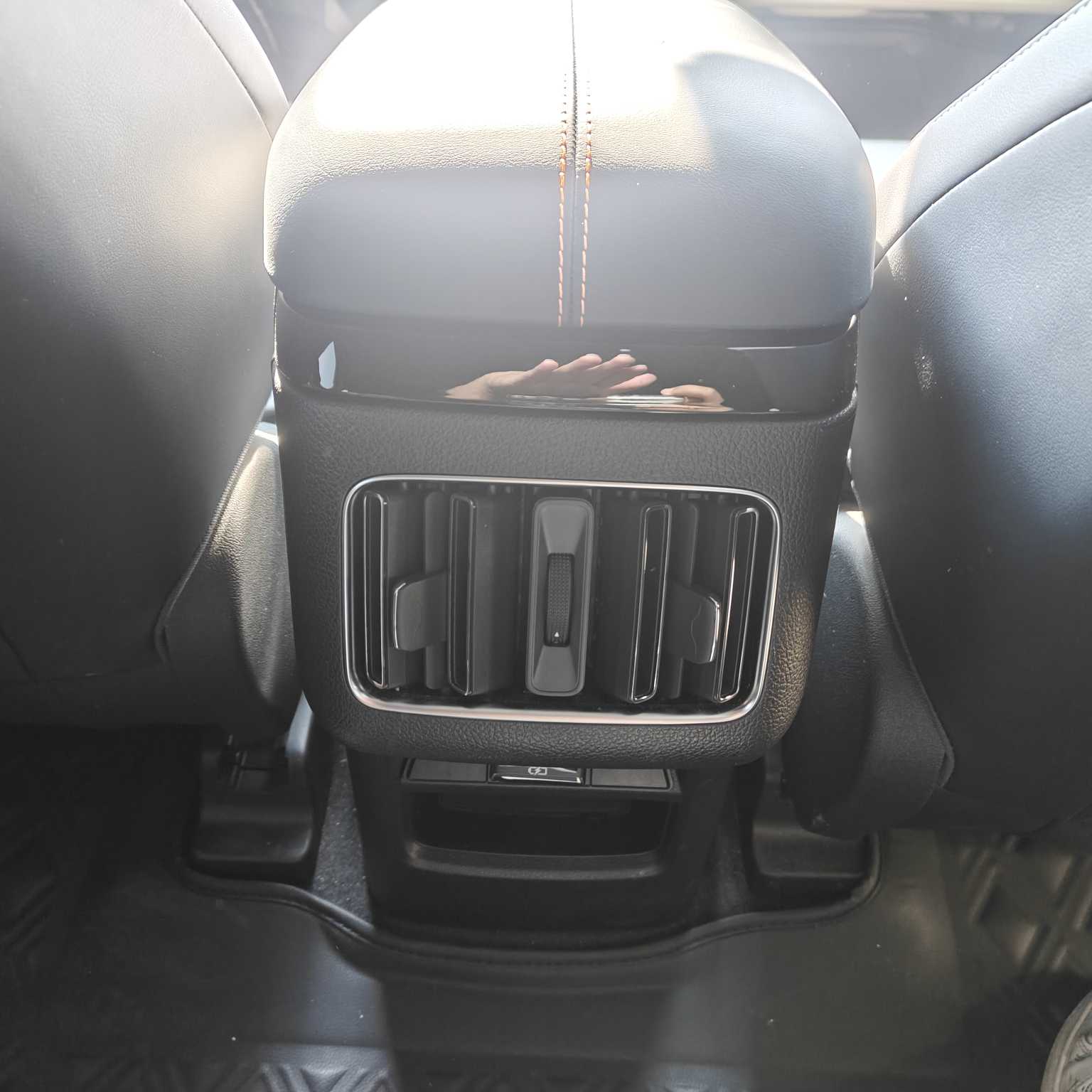 BYD Song Plus New Energy 2024 #16 BYD Song Plus New Energy 2024 car image #16