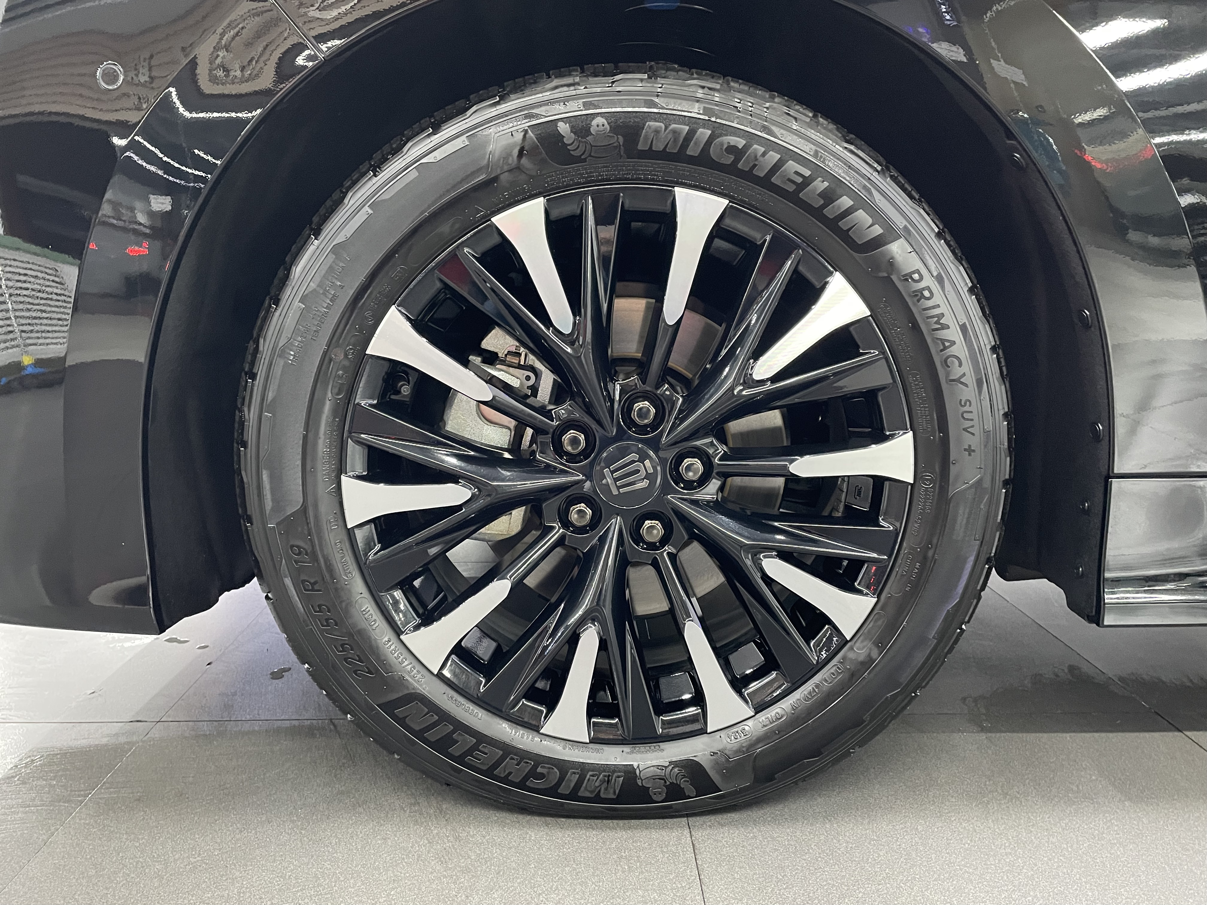 丰田 威尔法 2025 汽车图片 #16