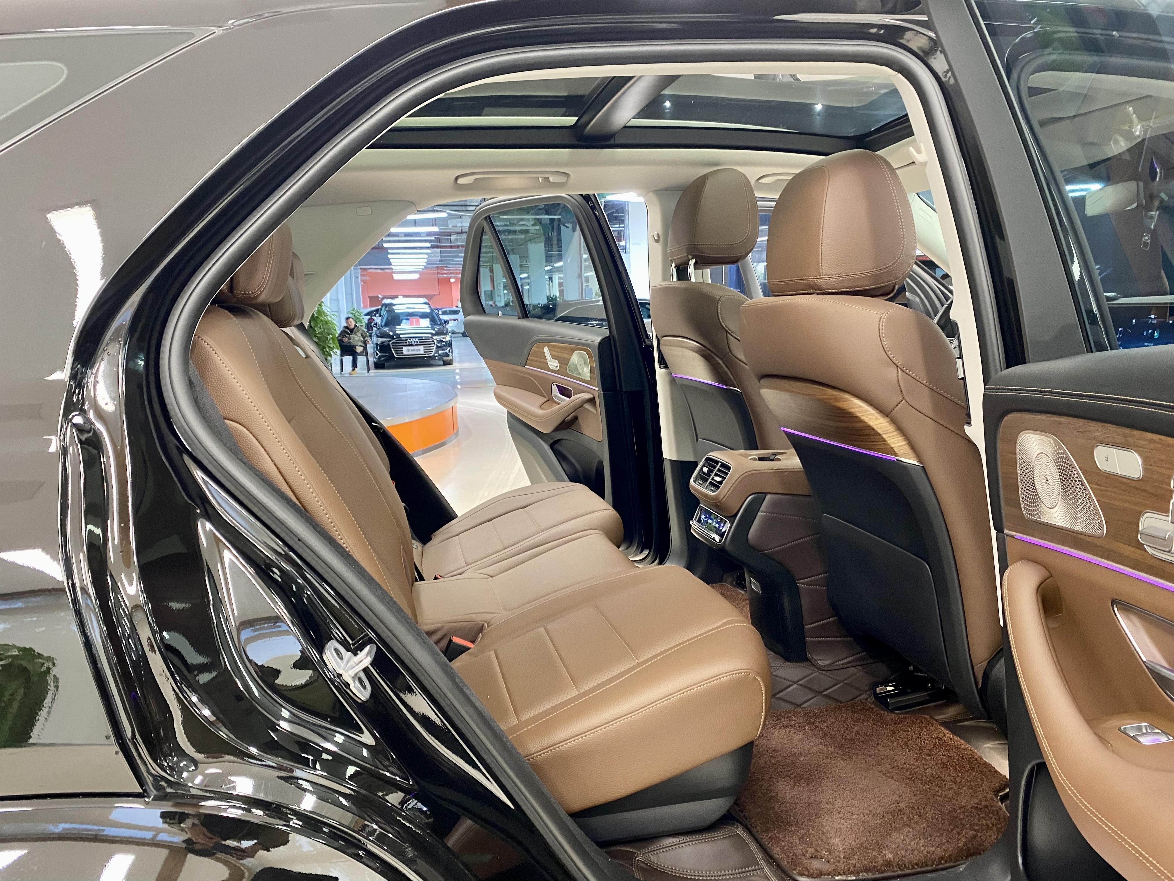 Mercedes-Benz GLE Class New Energy 2023 car image #16