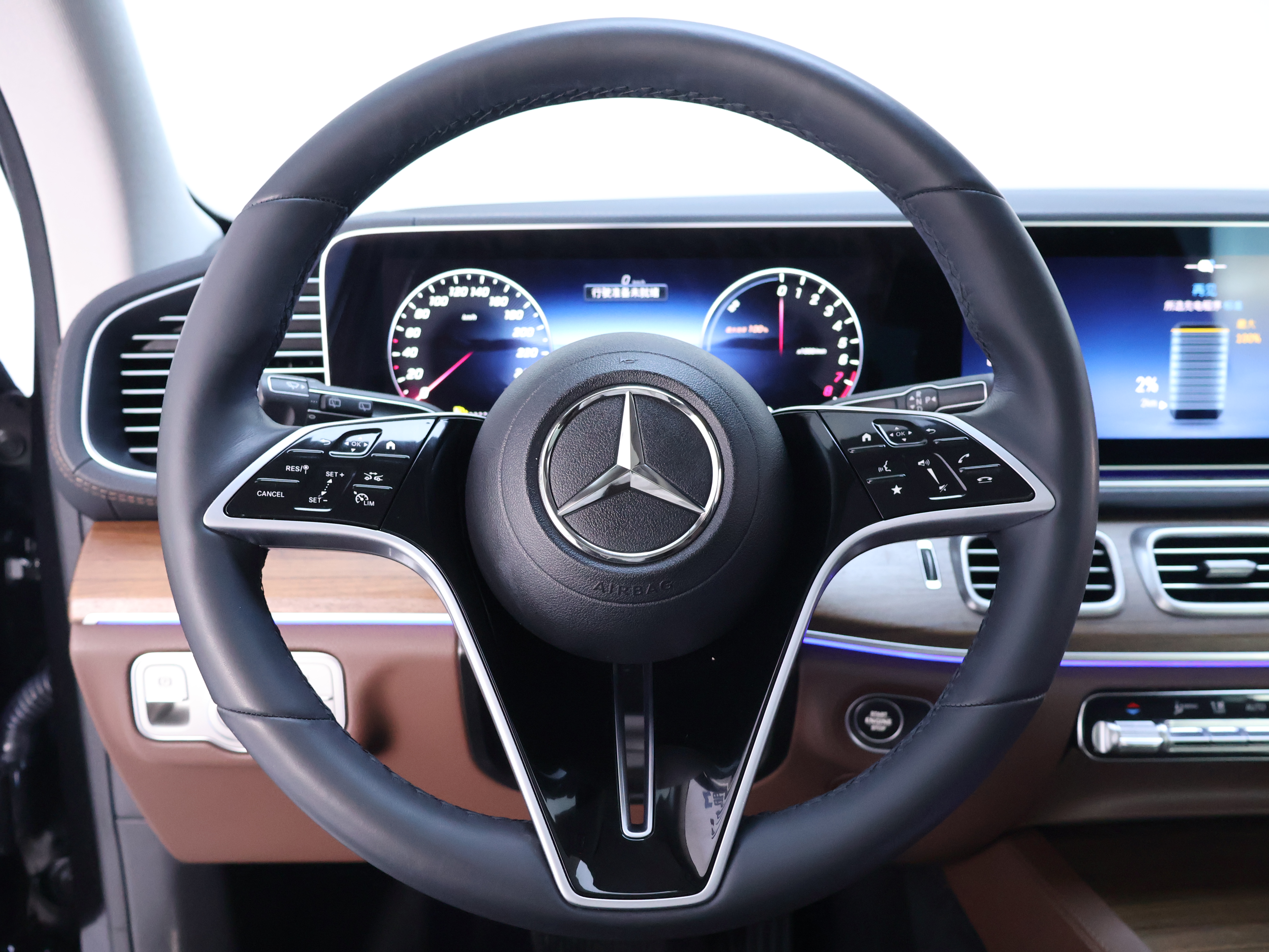 Mercedes-Benz GLE Class New Energy 2023 car image #16