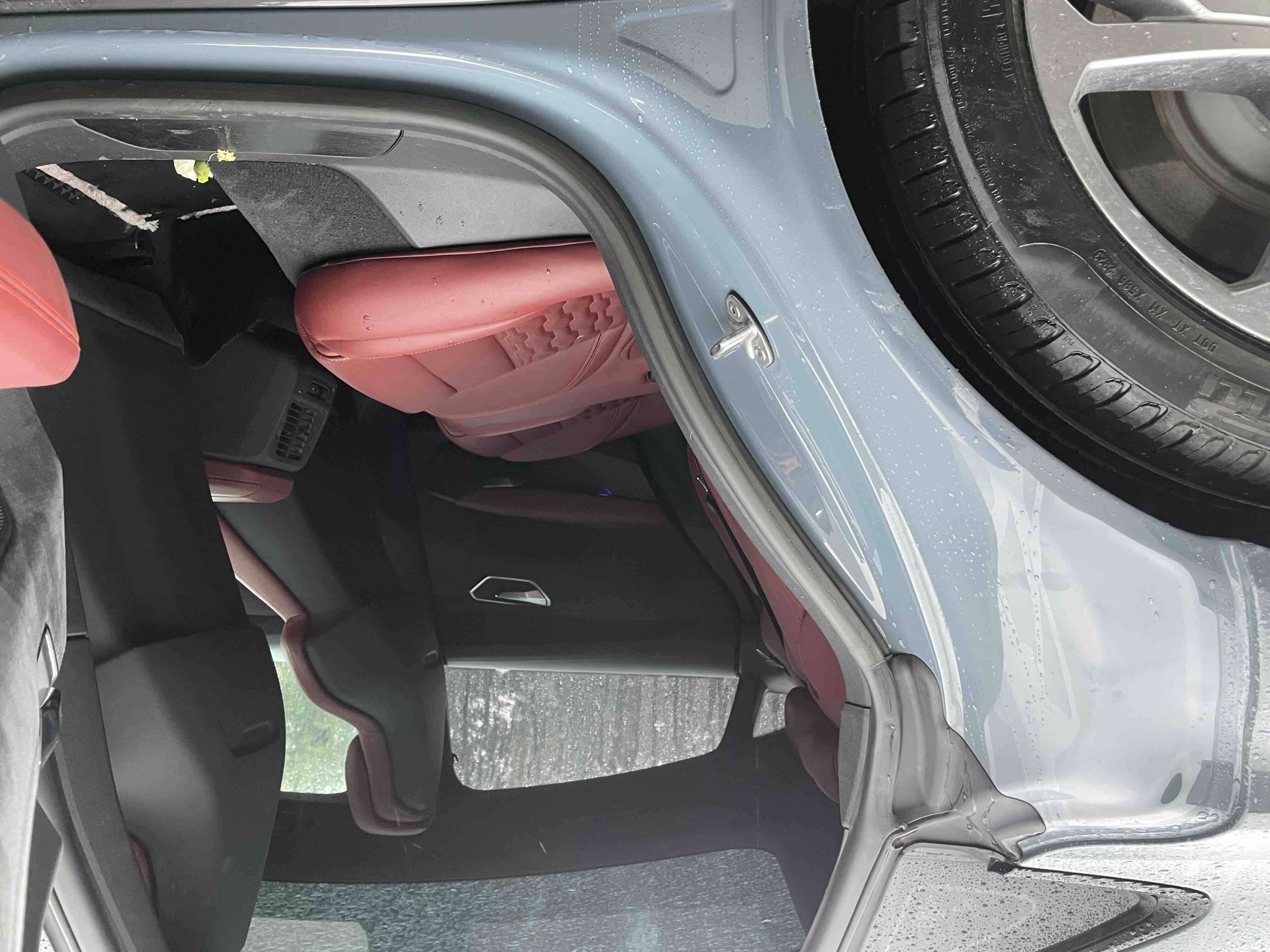 Audi e-tron GT 2024 car image #16