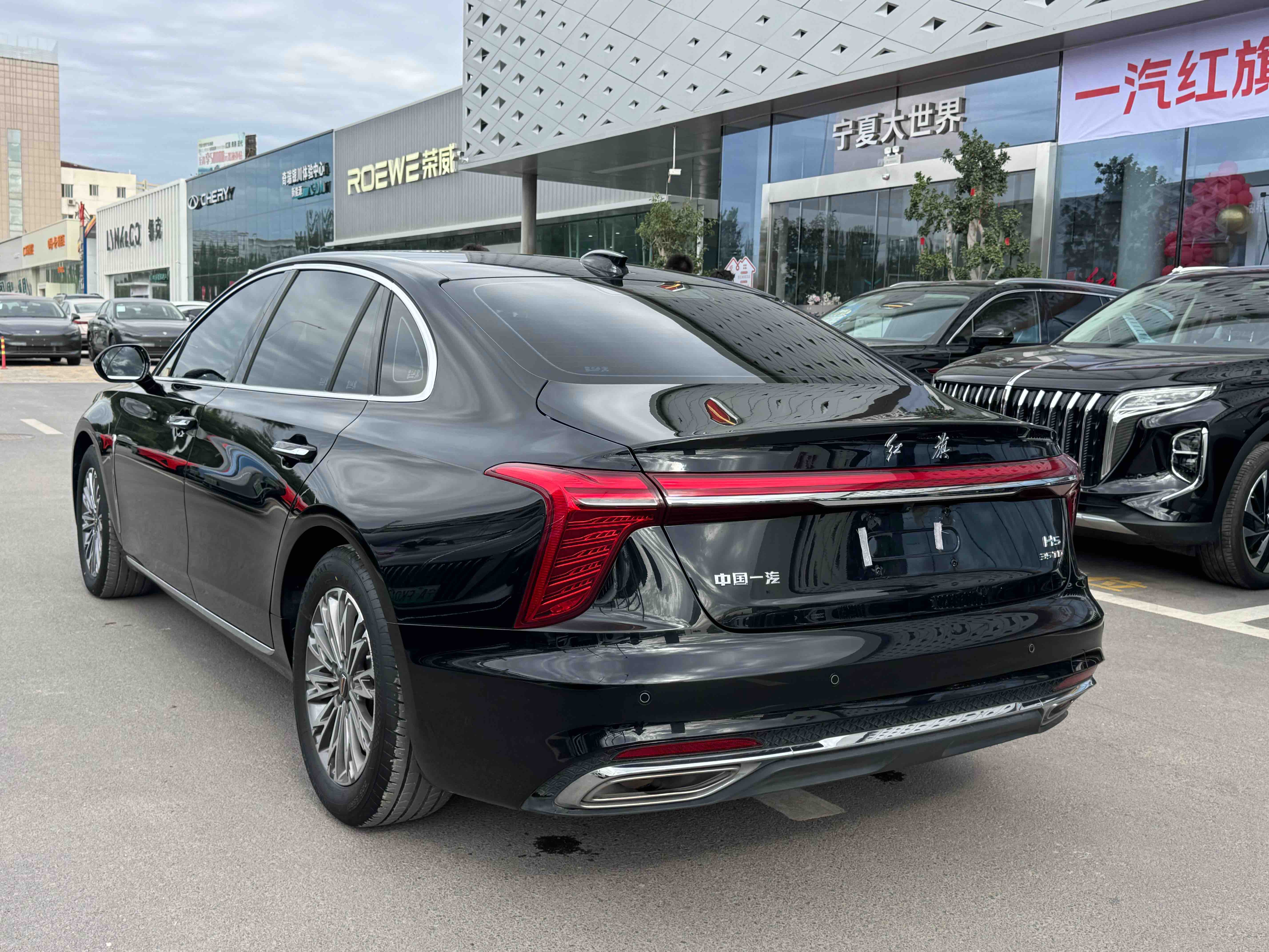 HongQi H5 2024 car image #16