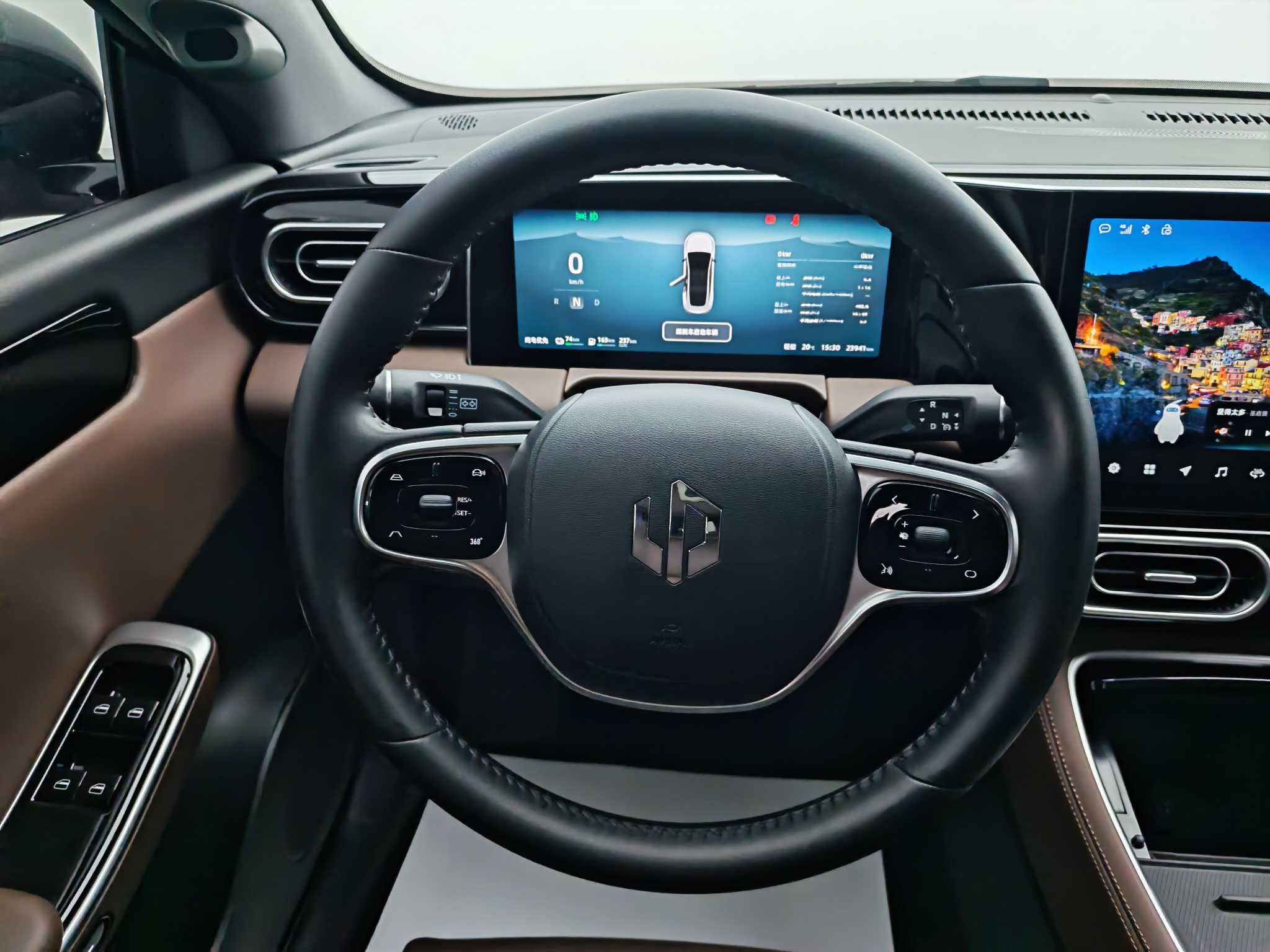 零跑汽车 零跑C01 2024 汽车图片 #16