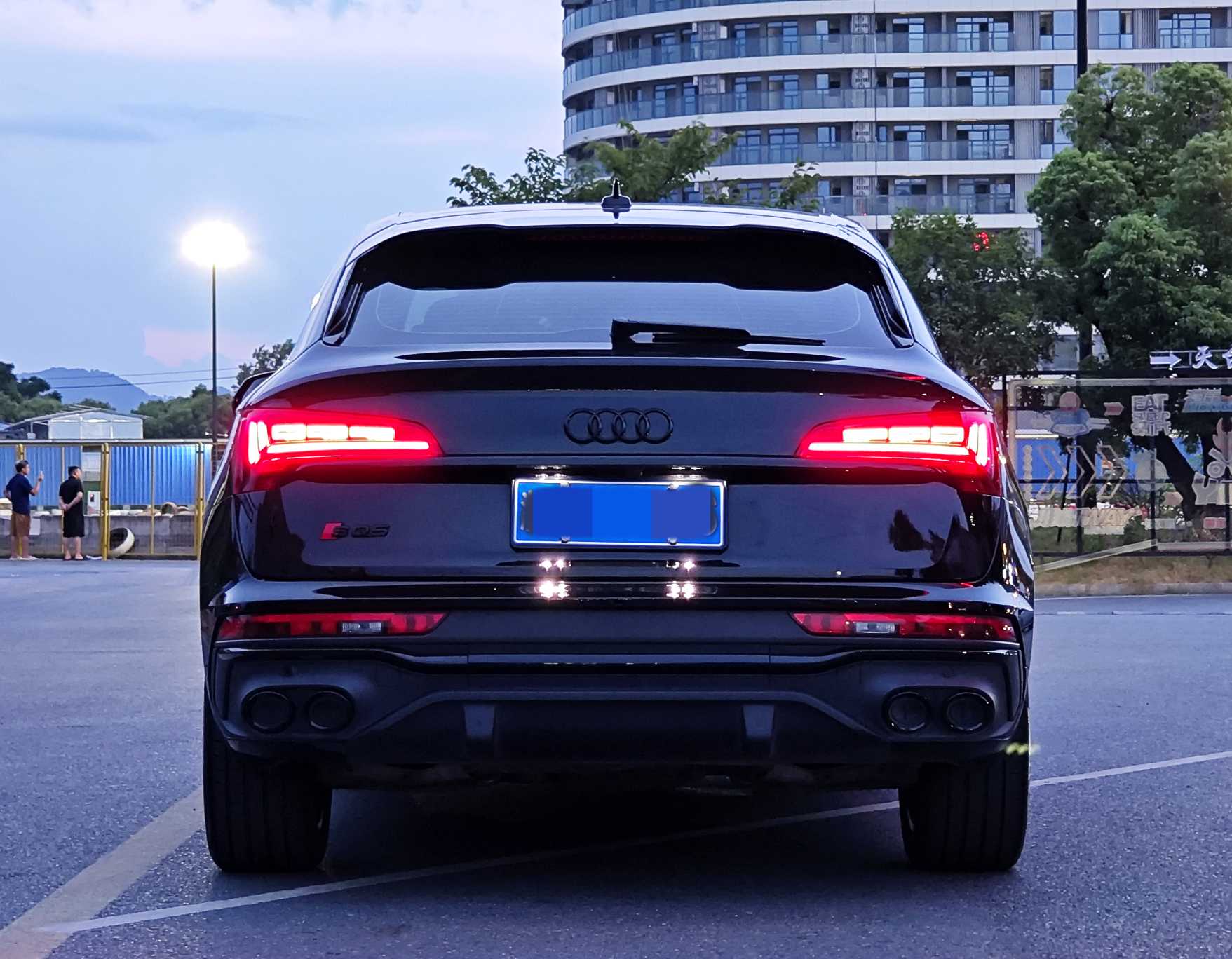 Audi SQ5 2023 imagem de carro #16