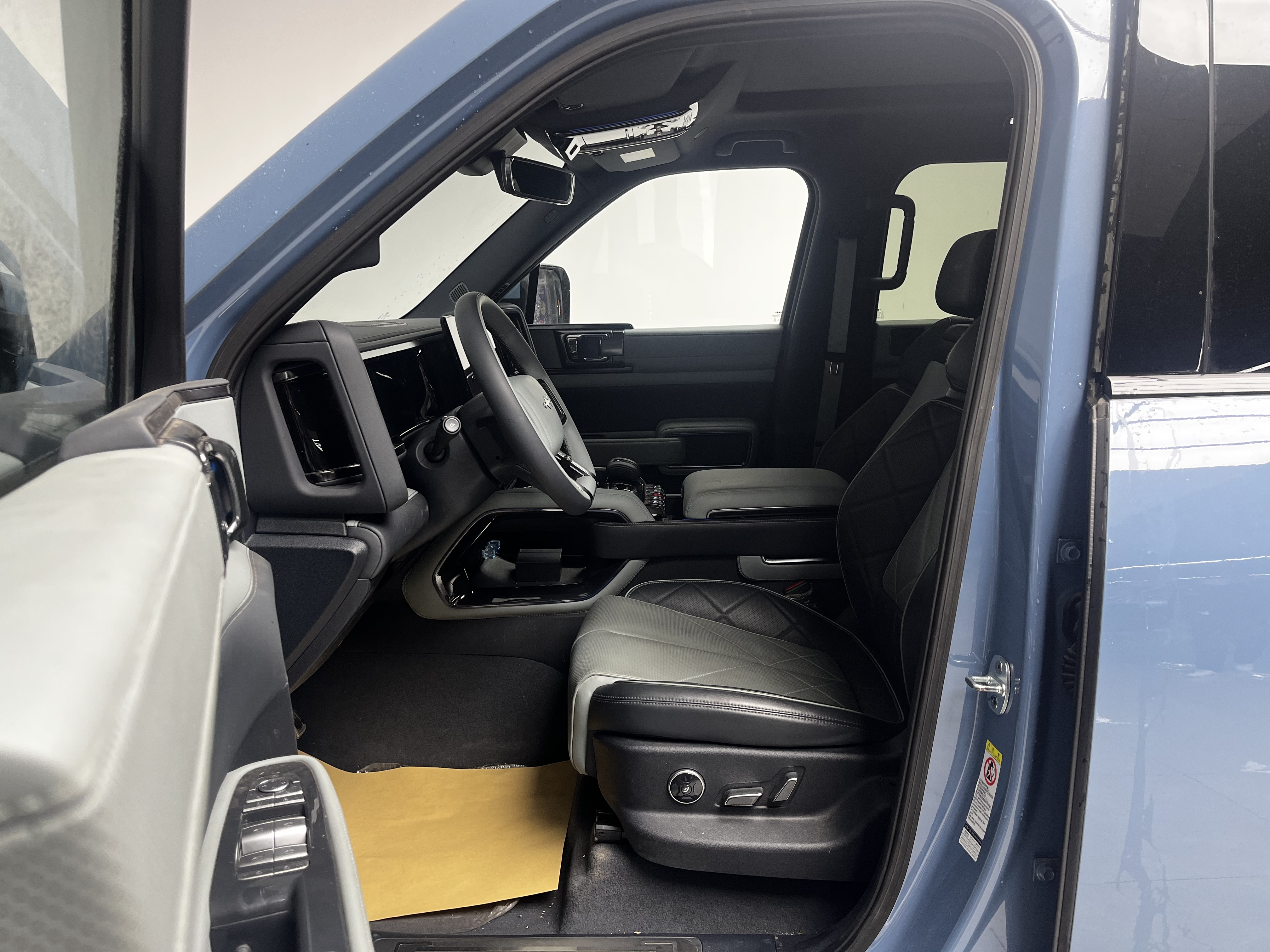 FangChengBao Leopard 5 2024 car image #16