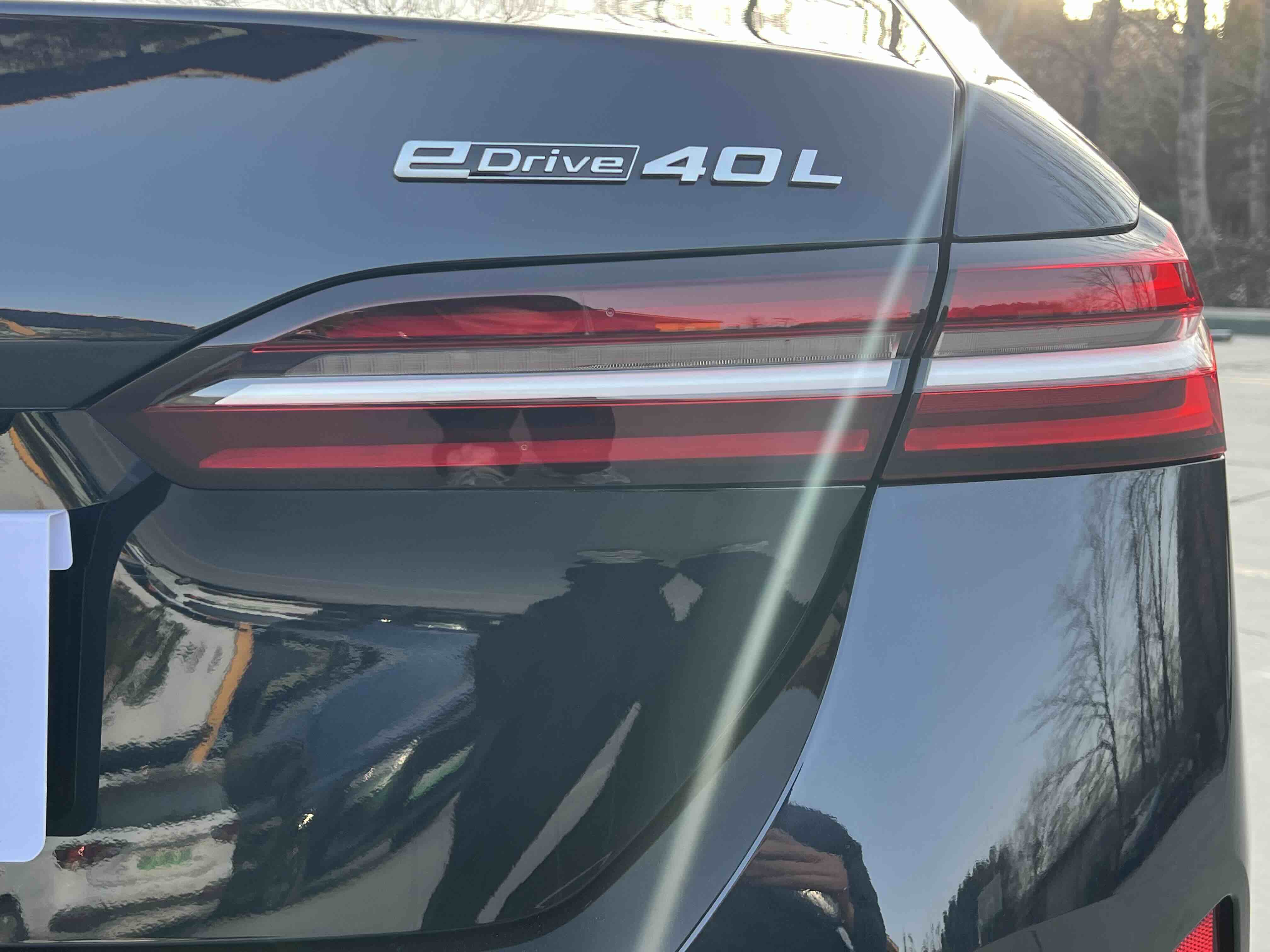 BMW i5 2025 car image #16