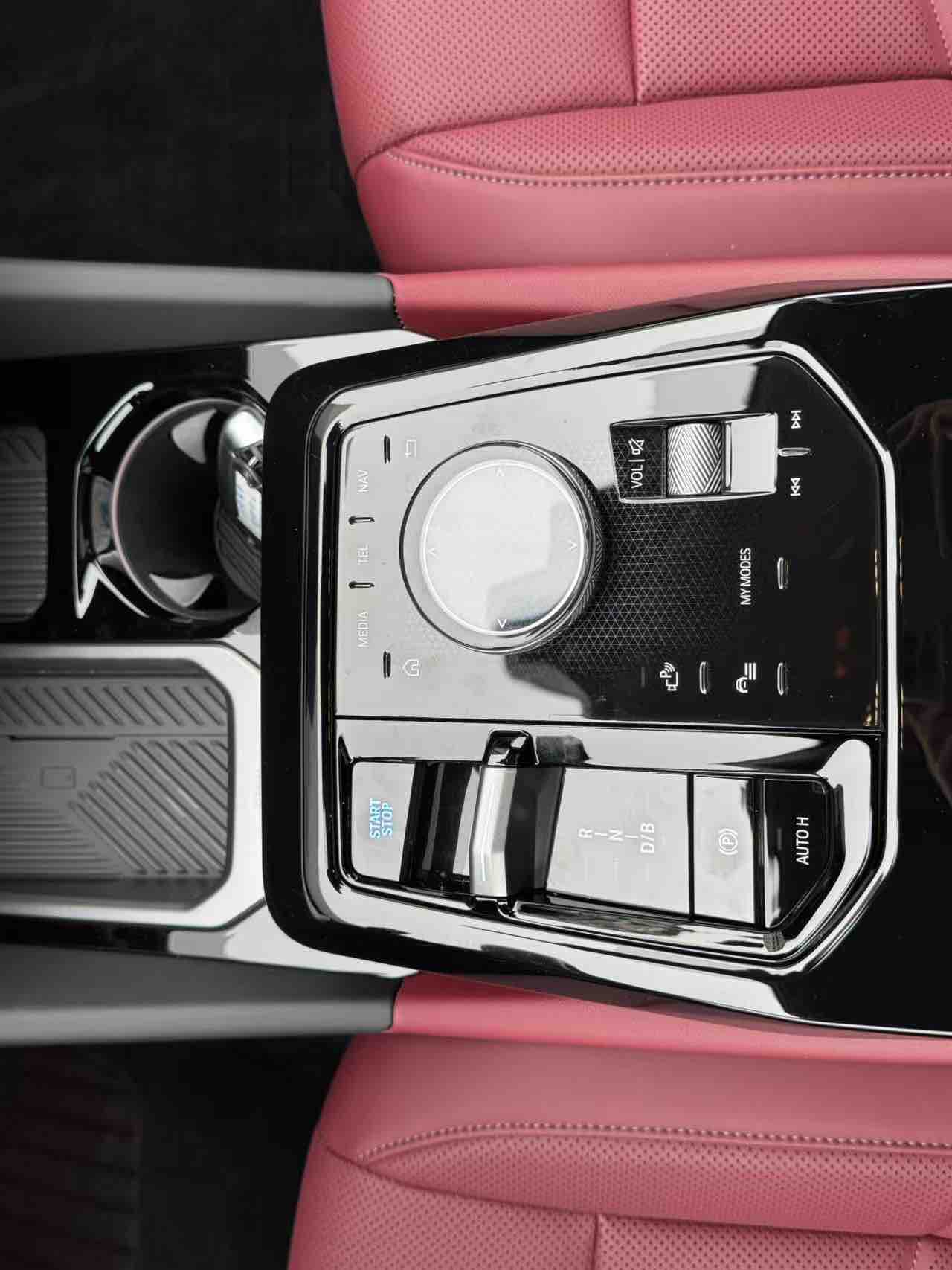 BMW i5 2025 immagine di auto #16