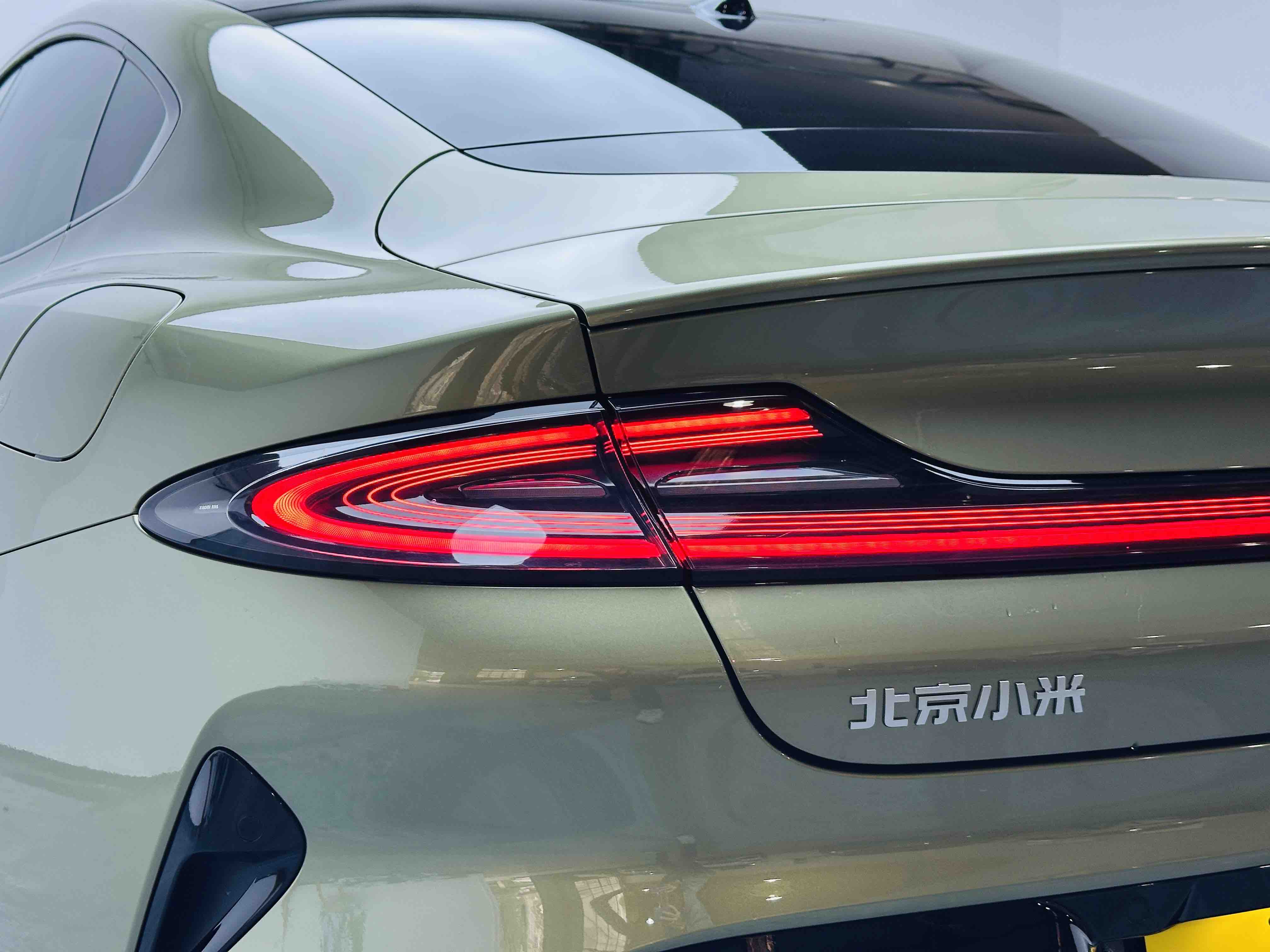 MI SU7 2024 image de voiture #16