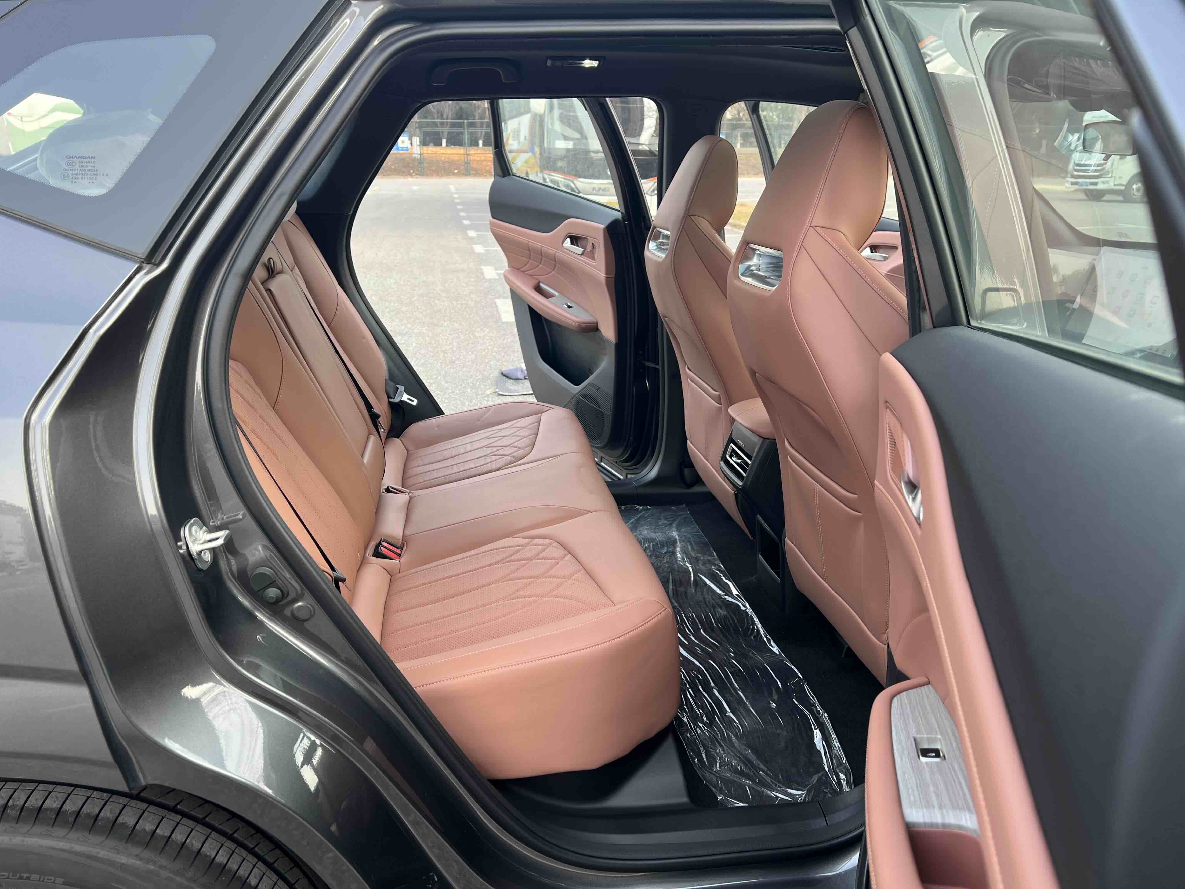 Changan UNI-Z PHEV 2026 car image #16