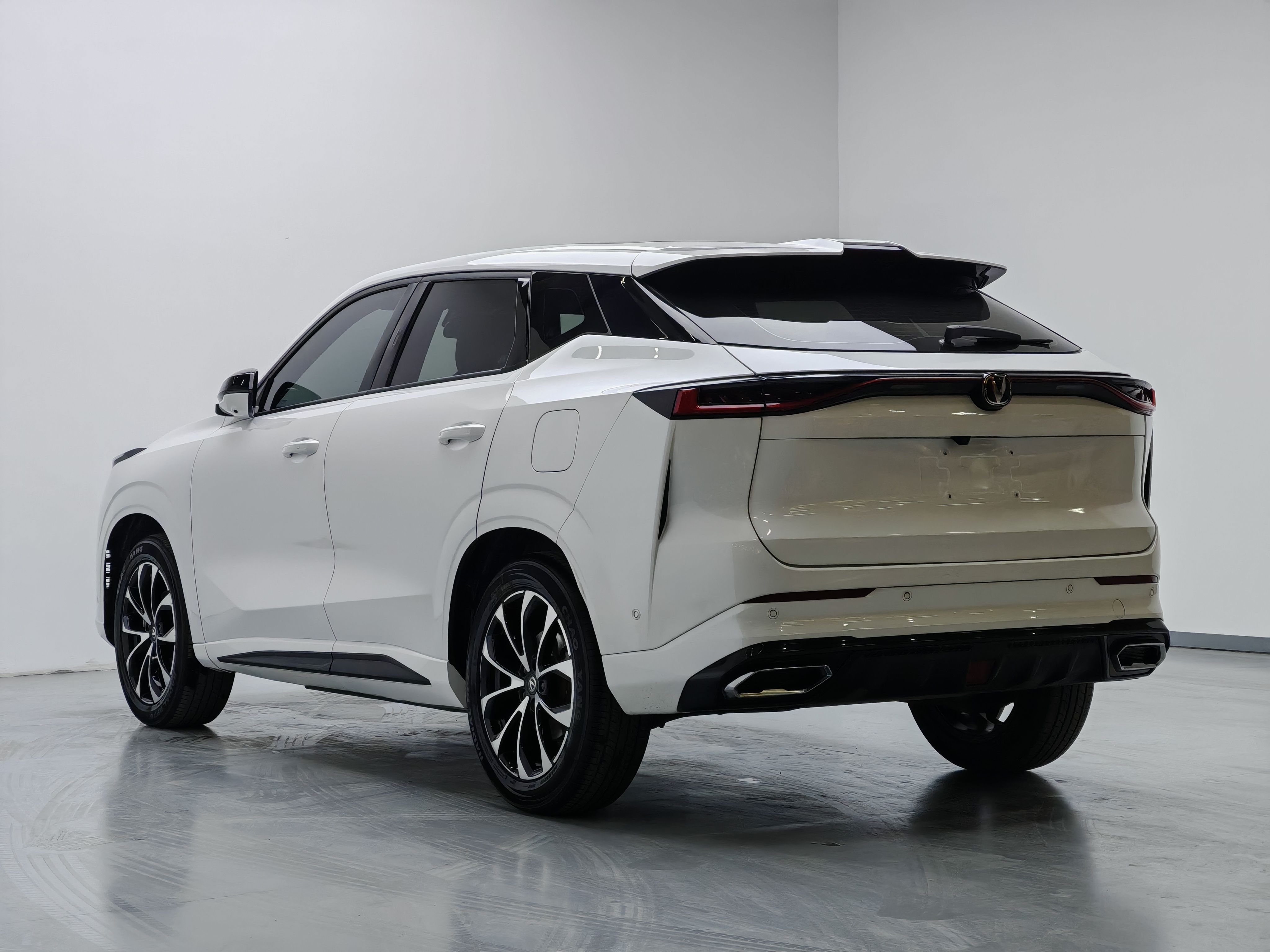 Changan UNI-Z PHEV 2024 #16 Changan UNI-Z PHEV 2024 car image #16