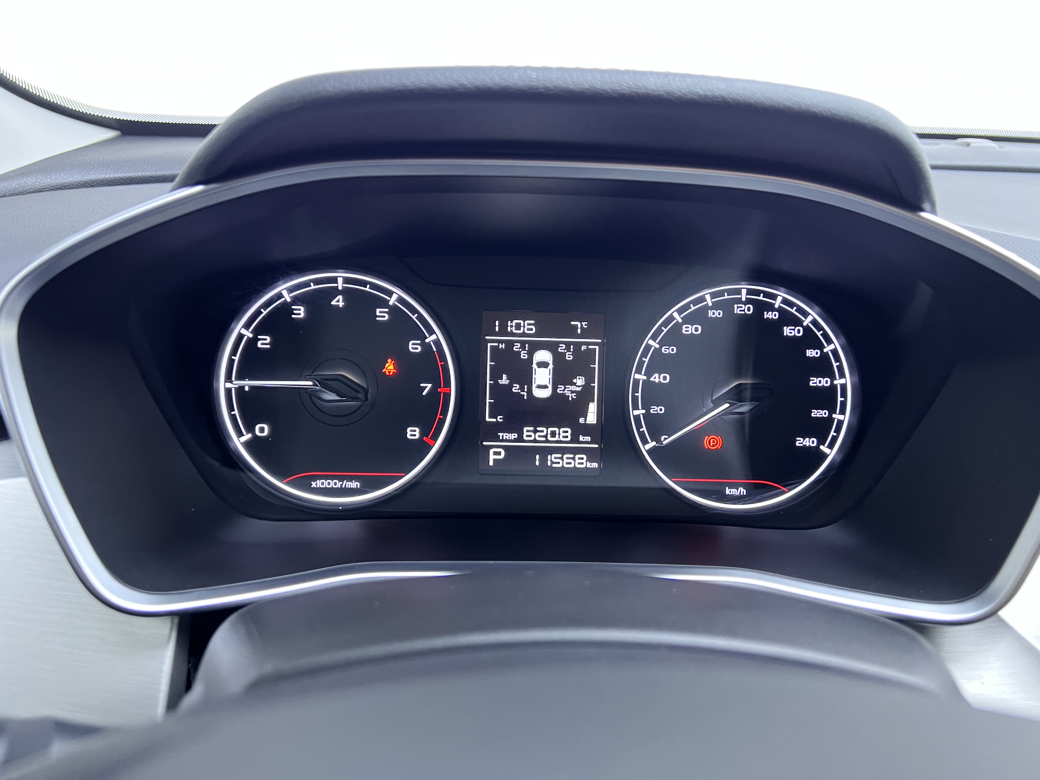 GEELY Coolray 2024 #16 GEELY Coolray 2024 car image #16