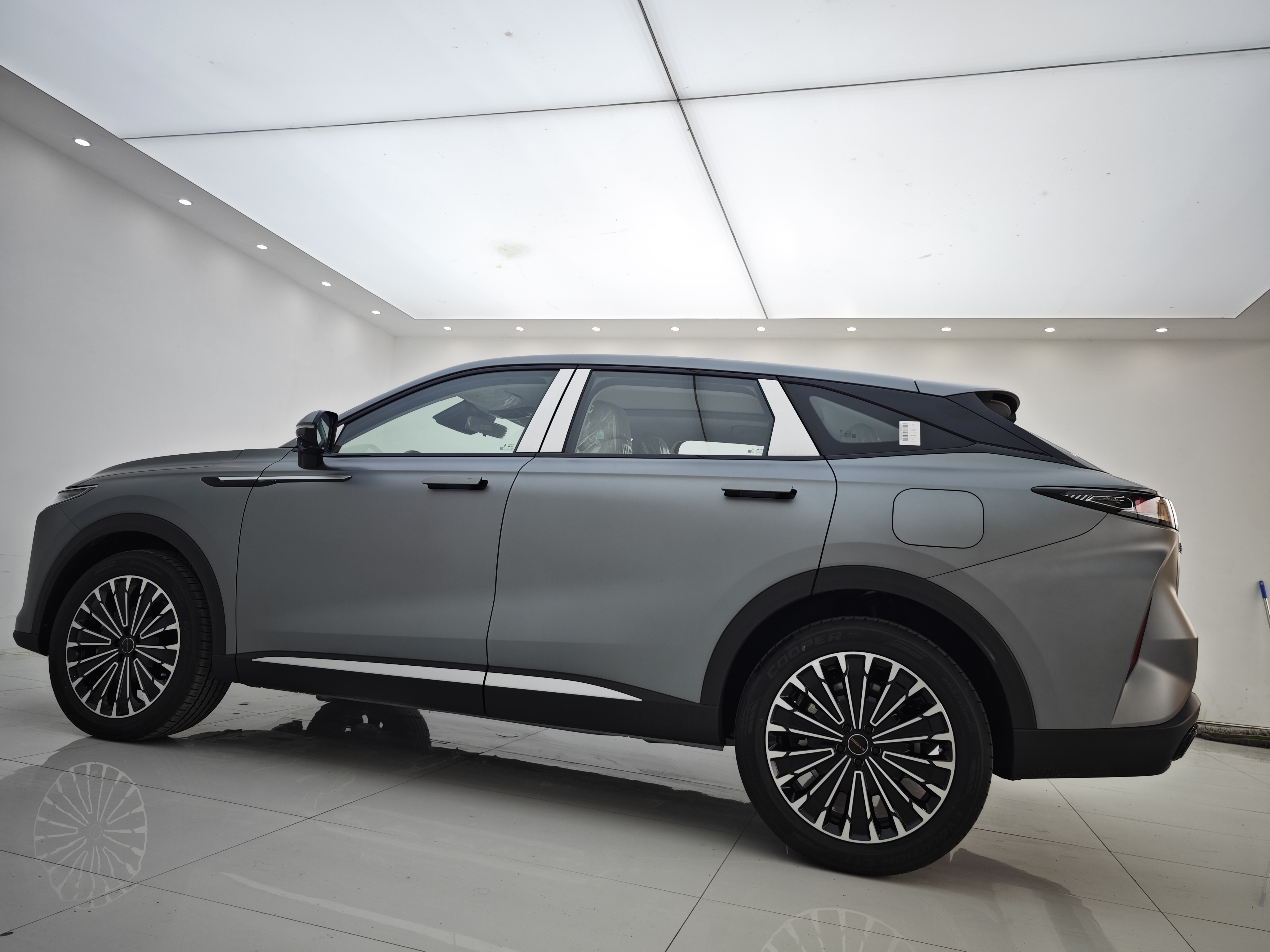 Exceed Yaoguang C-DM 2025 #16 Exceed Yaoguang C-DM 2025 car image #16