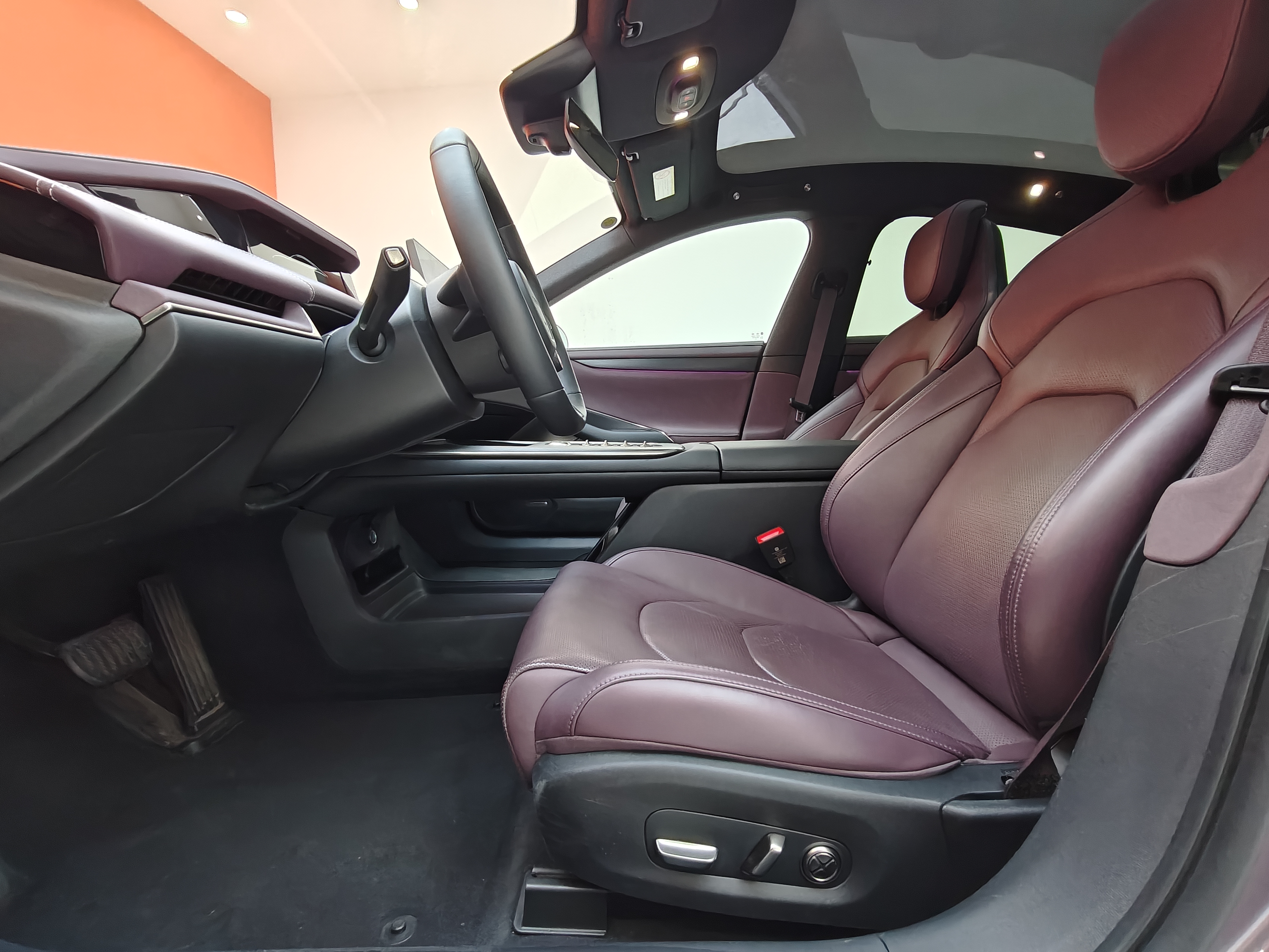 MI SU7 2025 car image #16